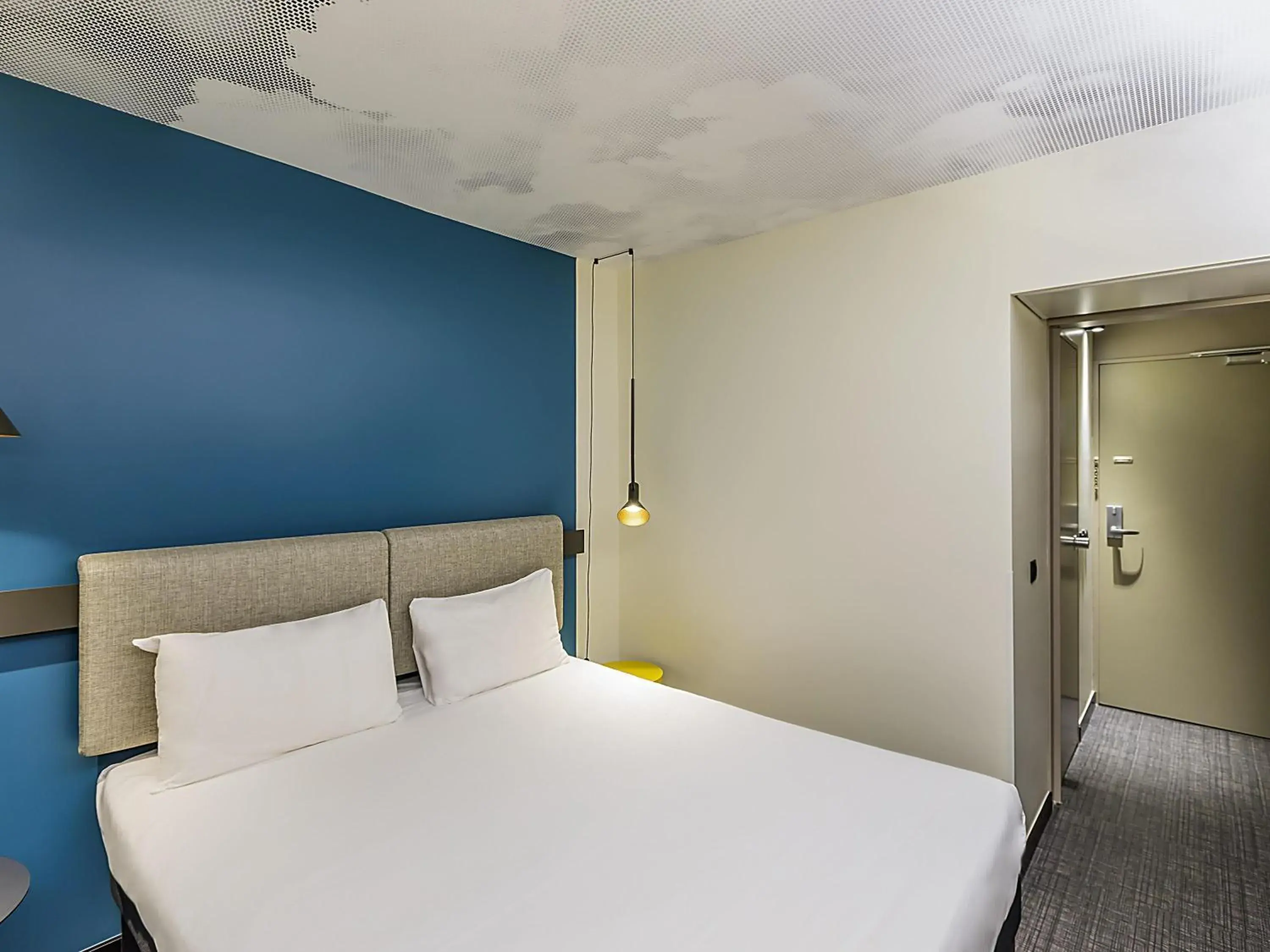 Bedroom, Bed in Hotel ibis Lisboa Saldanha Bedroom, Bed in Hotel ibis Lisboa Saldanha