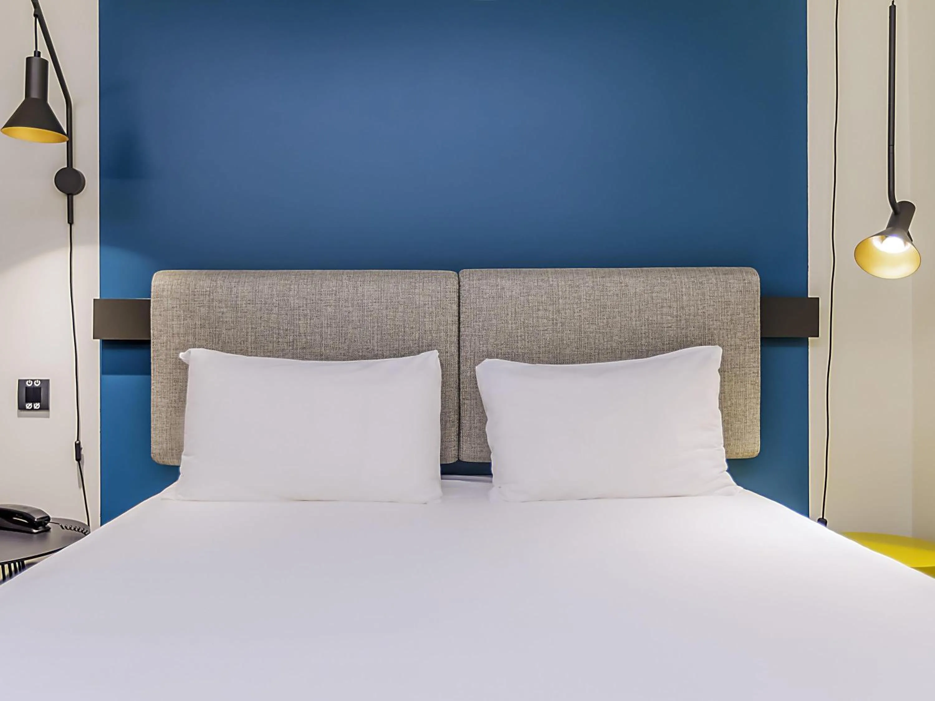 Bedroom, Bed in Hotel ibis Lisboa Saldanha