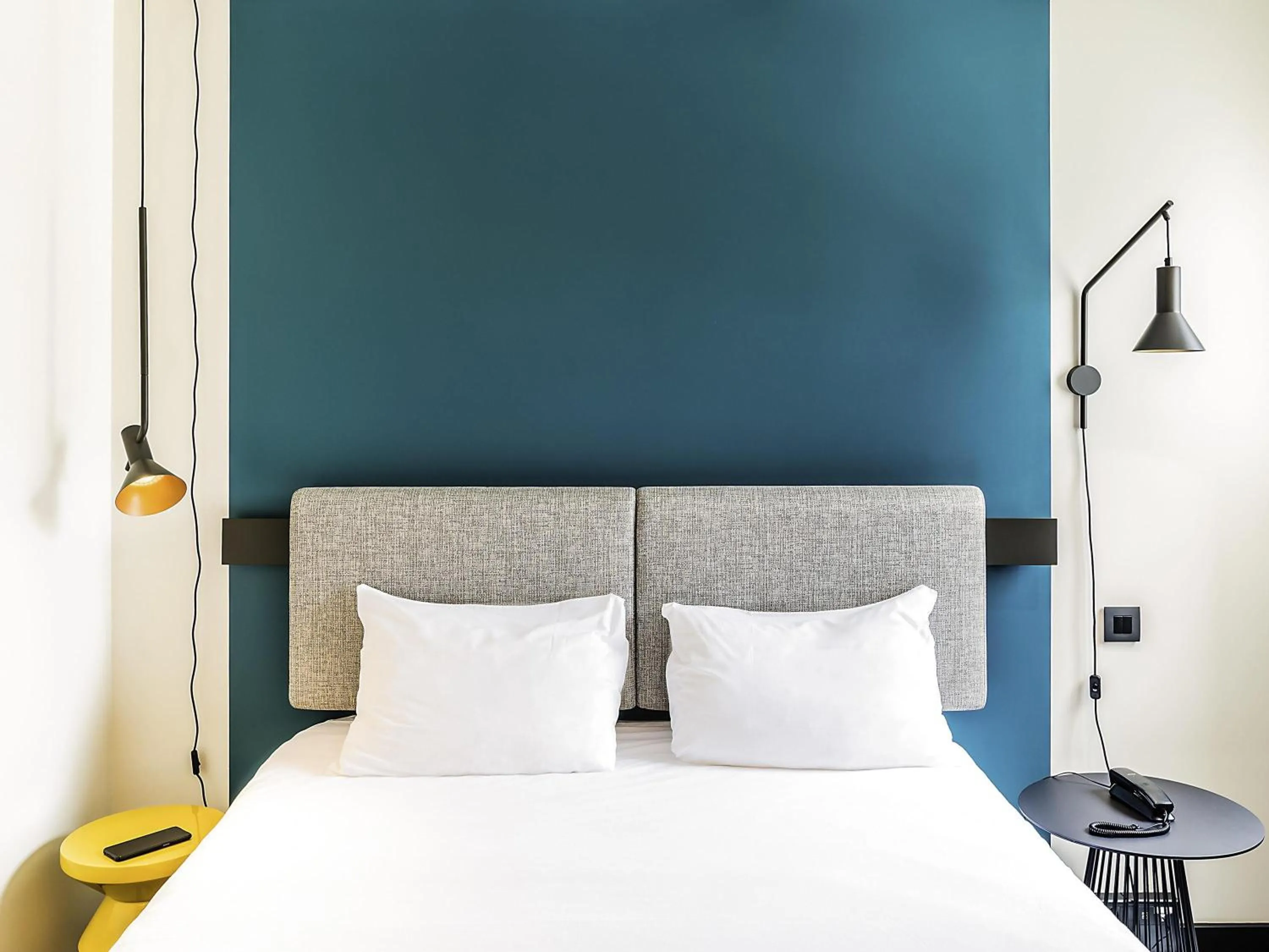 Bedroom, Bed in Hotel ibis Lisboa Saldanha