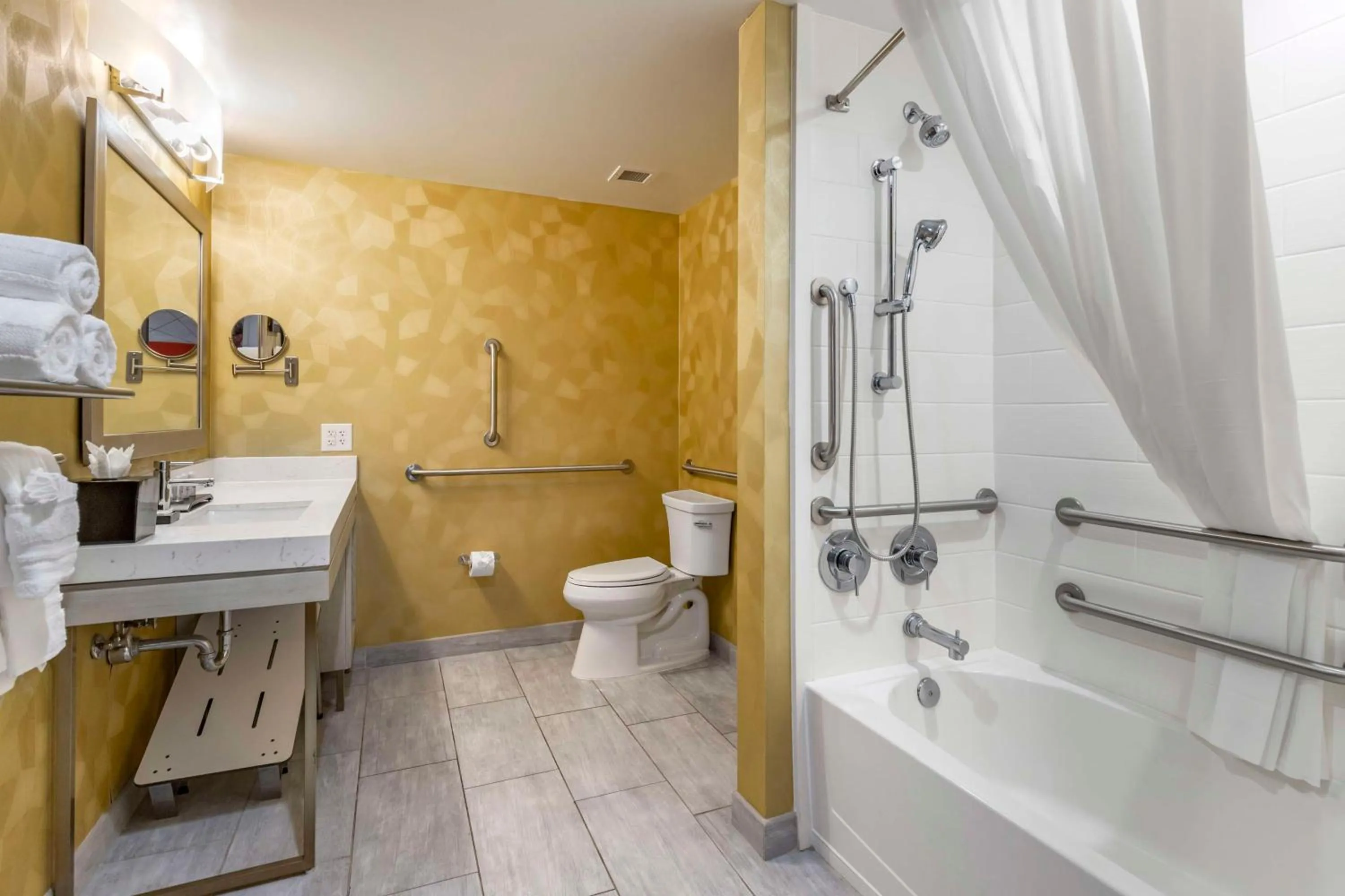 Bathroom in Best Western Premier Historic Travelers Hotel Alamo/Riverwalk