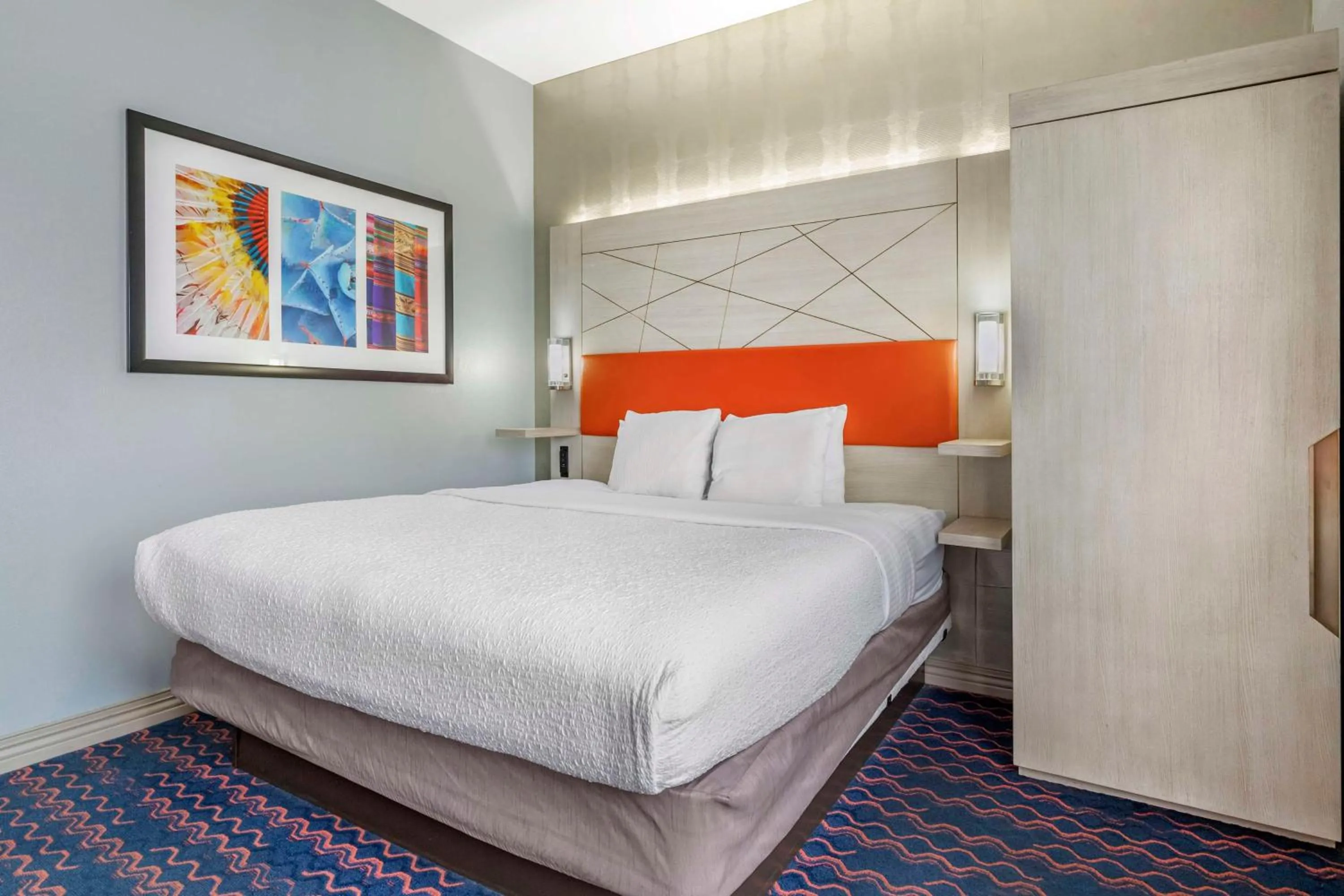 Bedroom in Best Western Premier Historic Travelers Hotel Alamo/Riverwalk