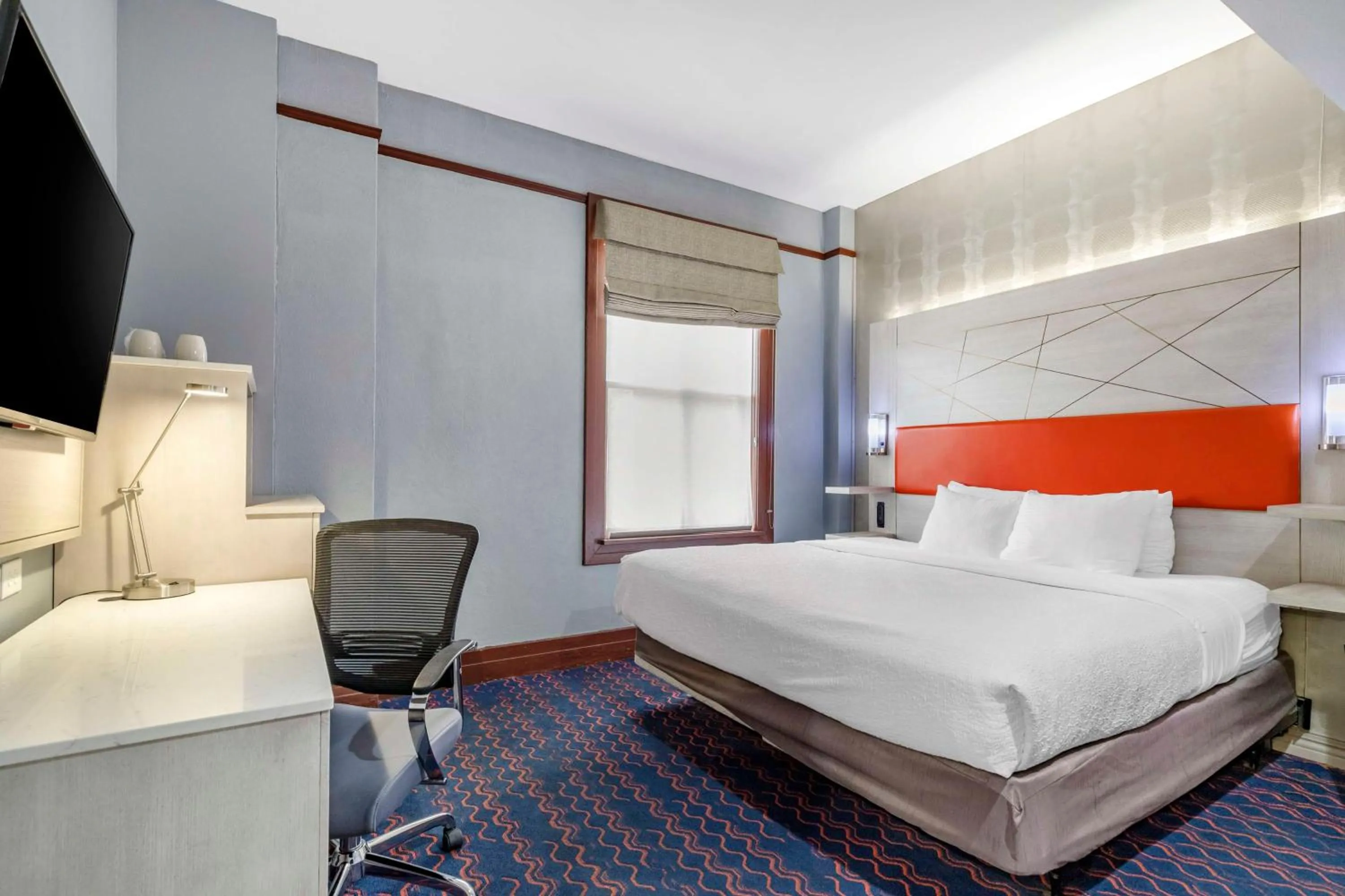 Bedroom in Best Western Premier Historic Travelers Hotel Alamo/Riverwalk