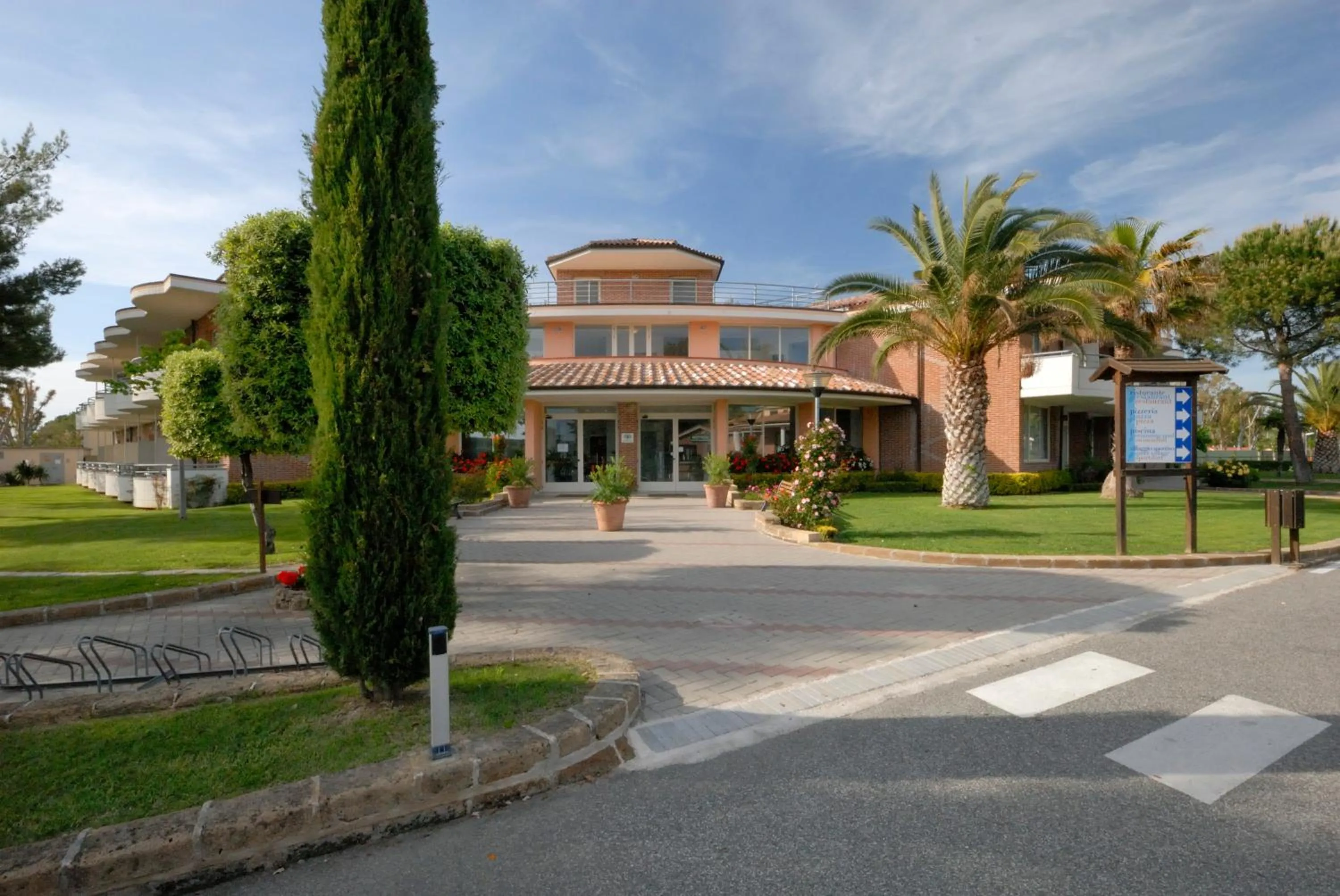 Decorative detail in Villaggio Turistico La Cecinella