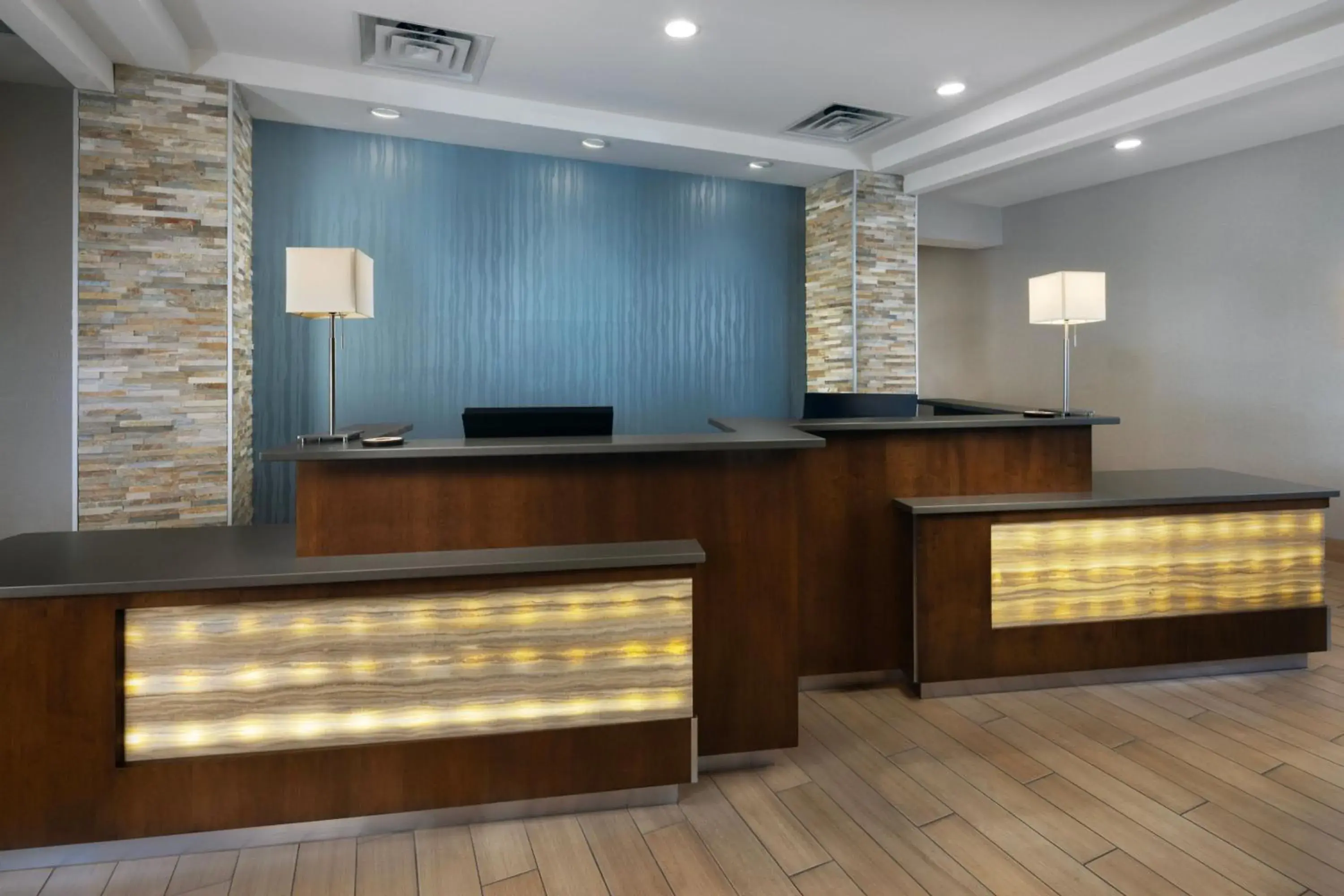 Lobby or reception, Lobby/Reception in Holiday Inn & Suites Asheville-Biltmore Vlg Area, an IHG Hotel