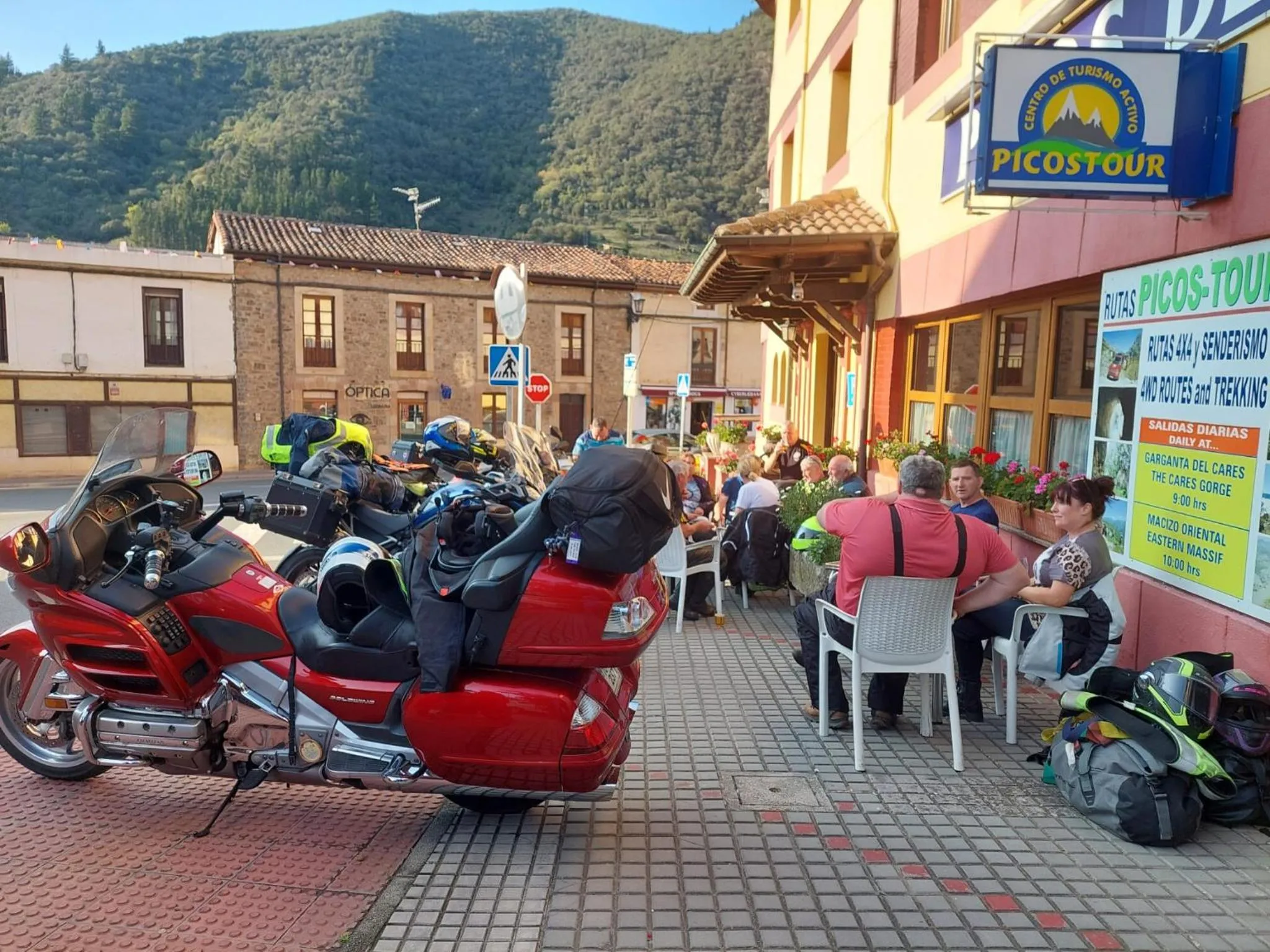 Hosteria Picos De Europa