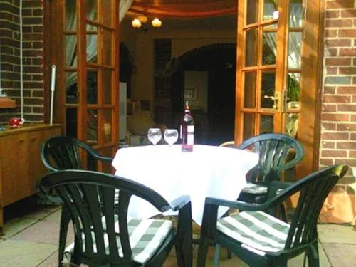 Property building in Whitecliff View