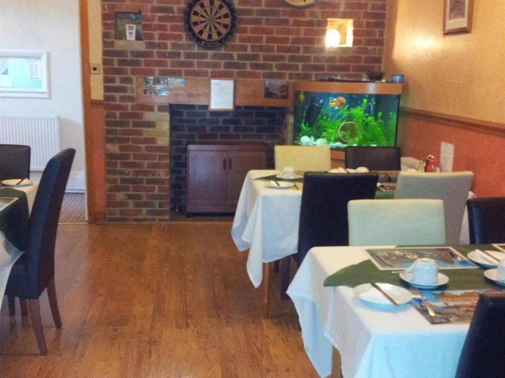 Dining area in Whitecliff View