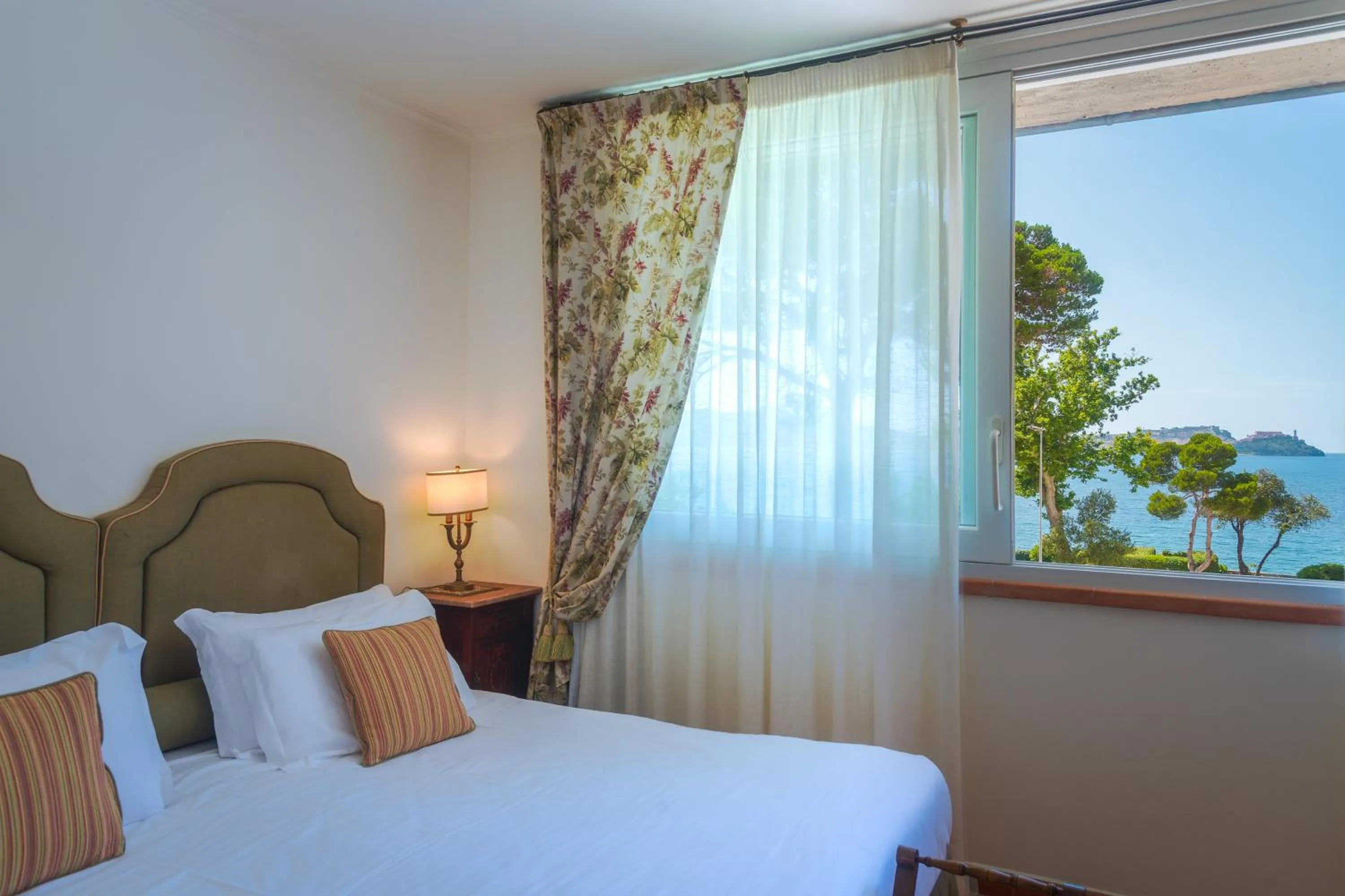 Bedroom, Bed in Hotel Villa Ottone