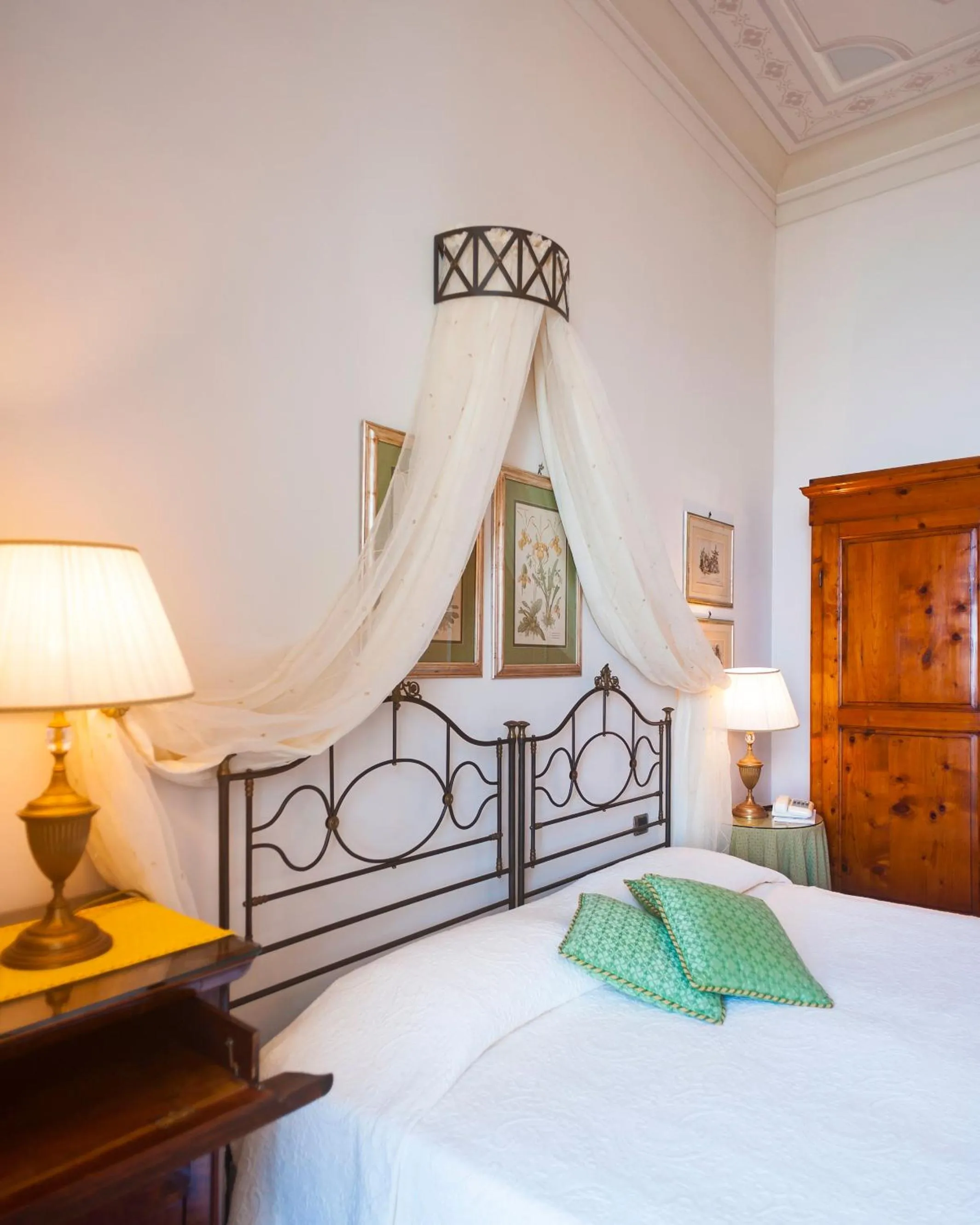 Bed in Hotel Villa Ottone