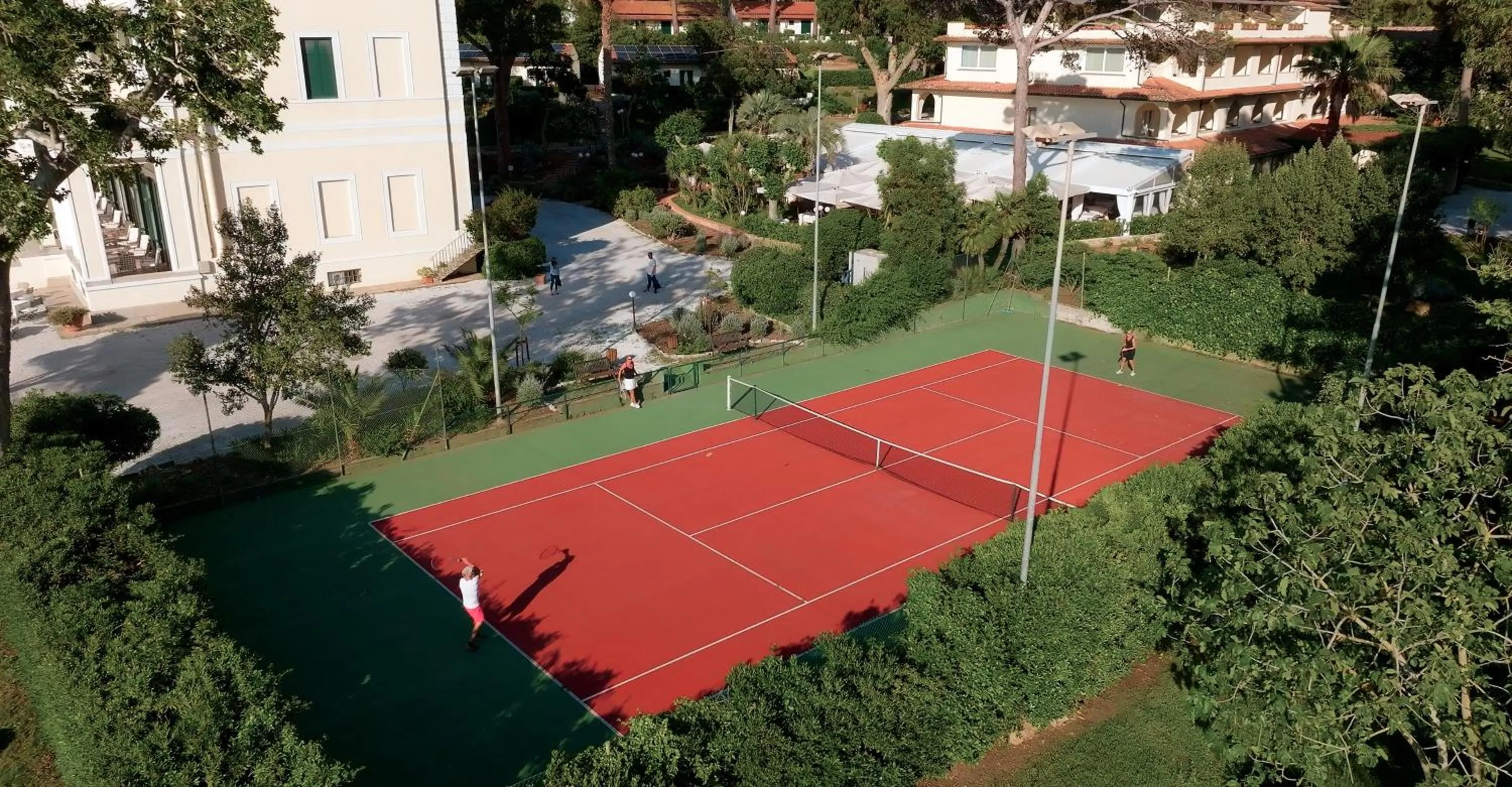 Tennis court in Hotel Villa Ottone
