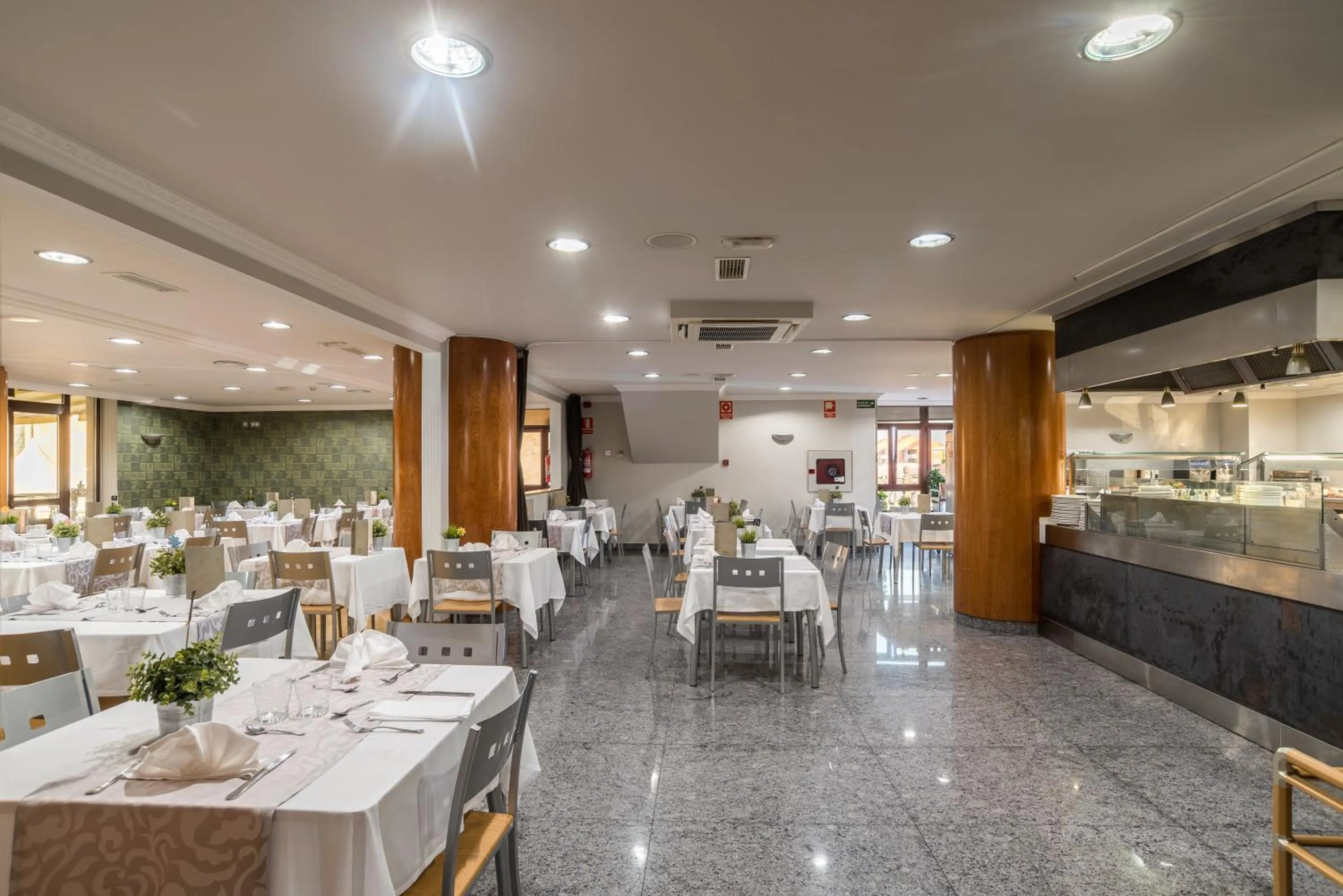 Restaurant/places to eat in Hotel Spa Villa Pasiega