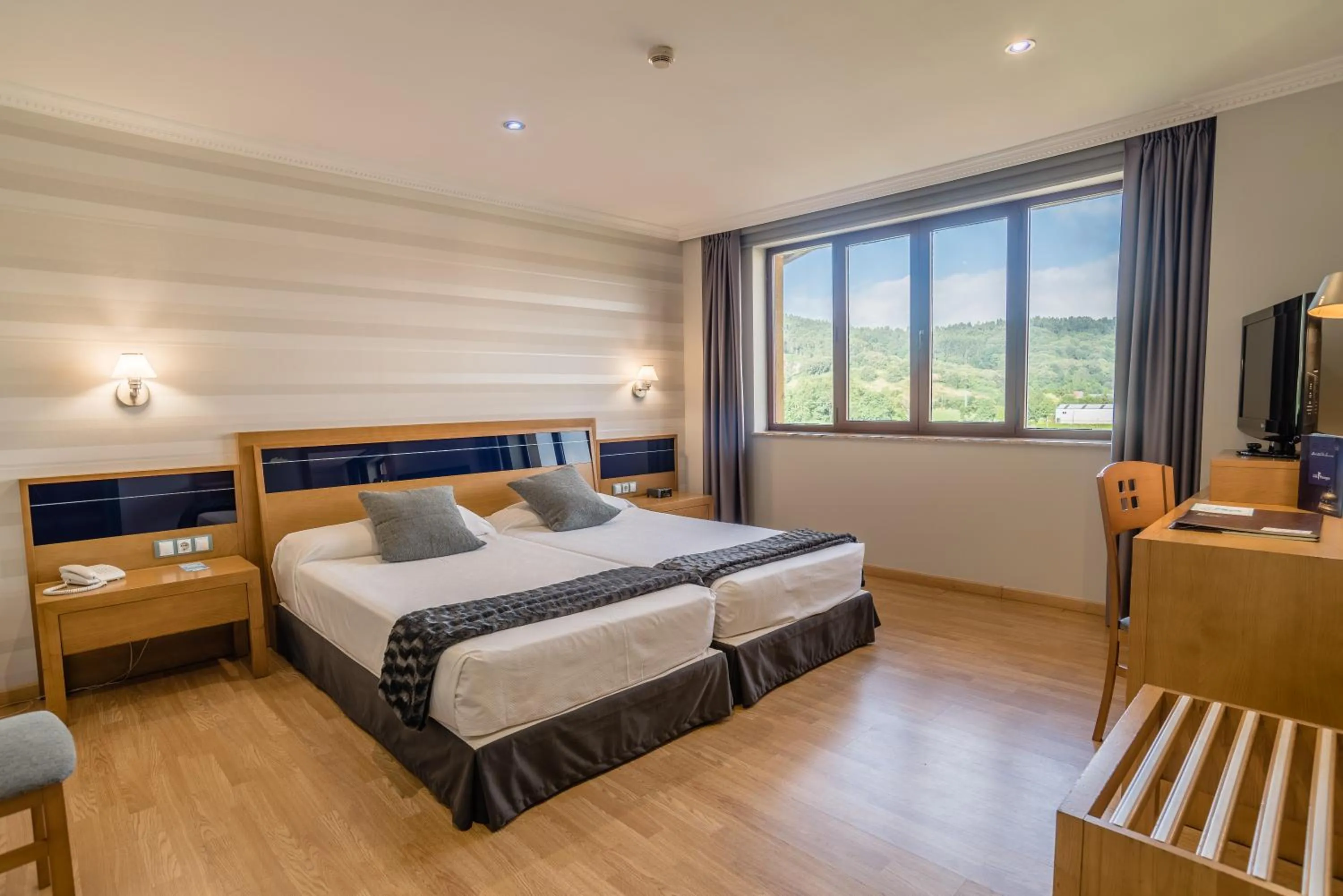 Bedroom, Bed in Hotel Spa Villa Pasiega