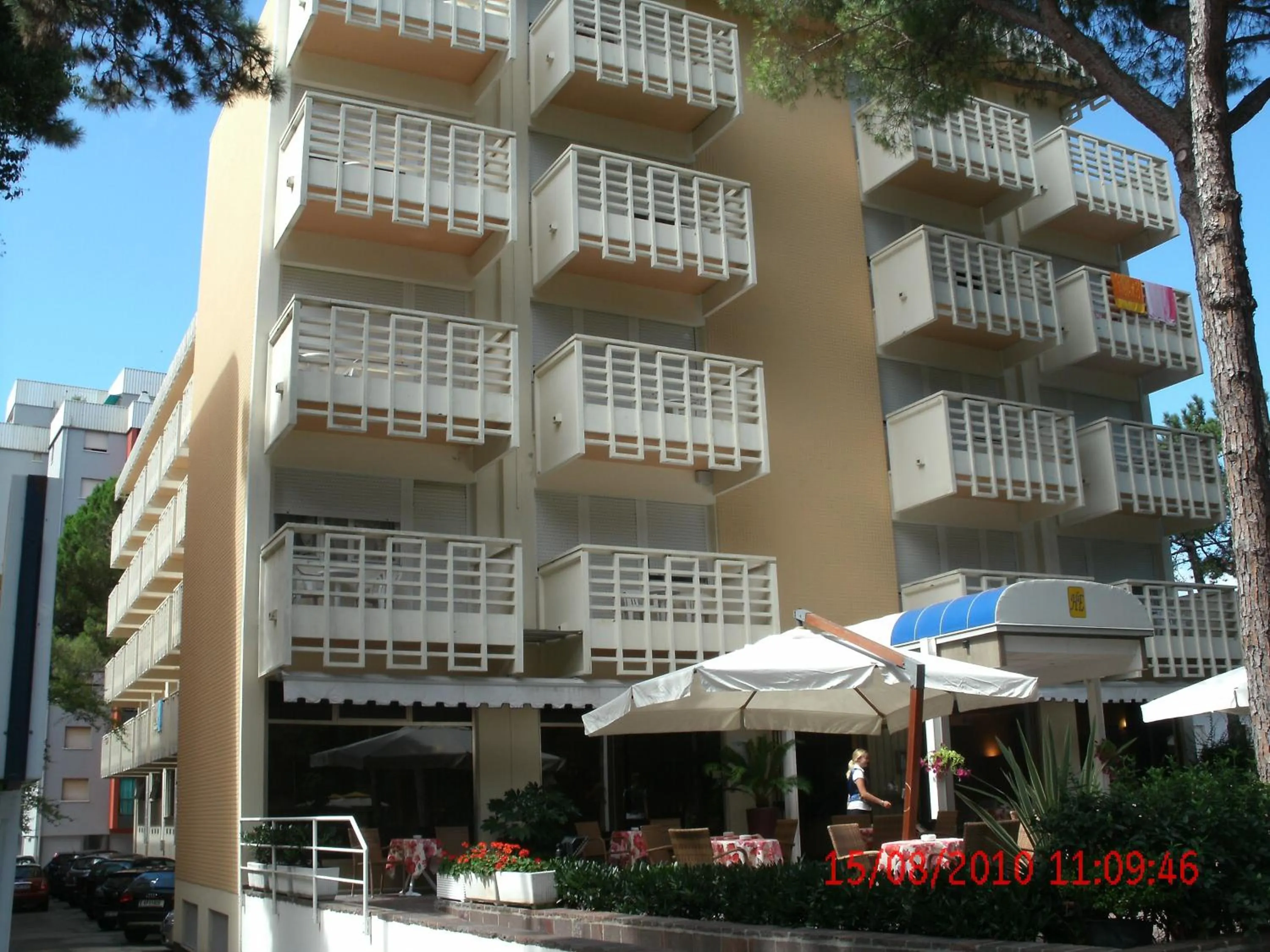 Facade/entrance in Hotel Eros