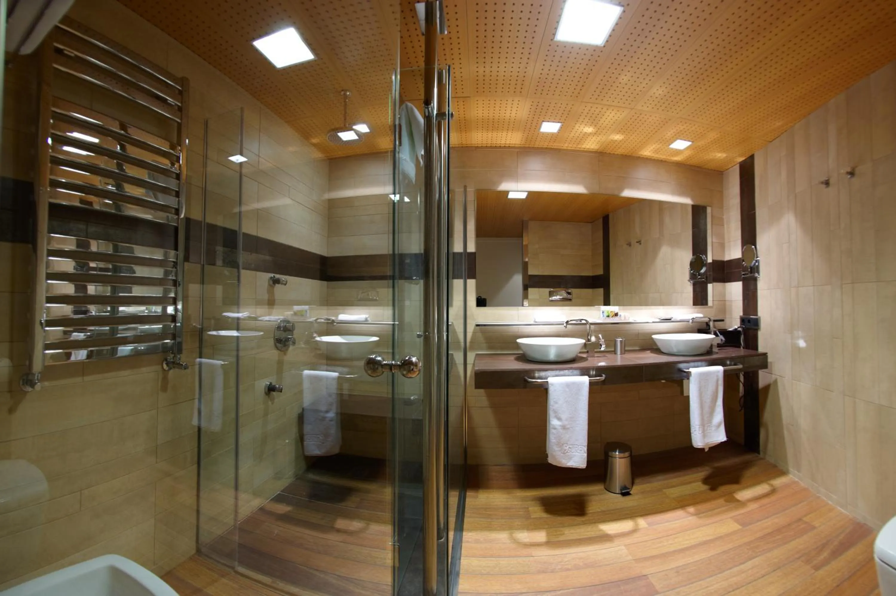 Bathroom in Hotel Eguren Ugarte