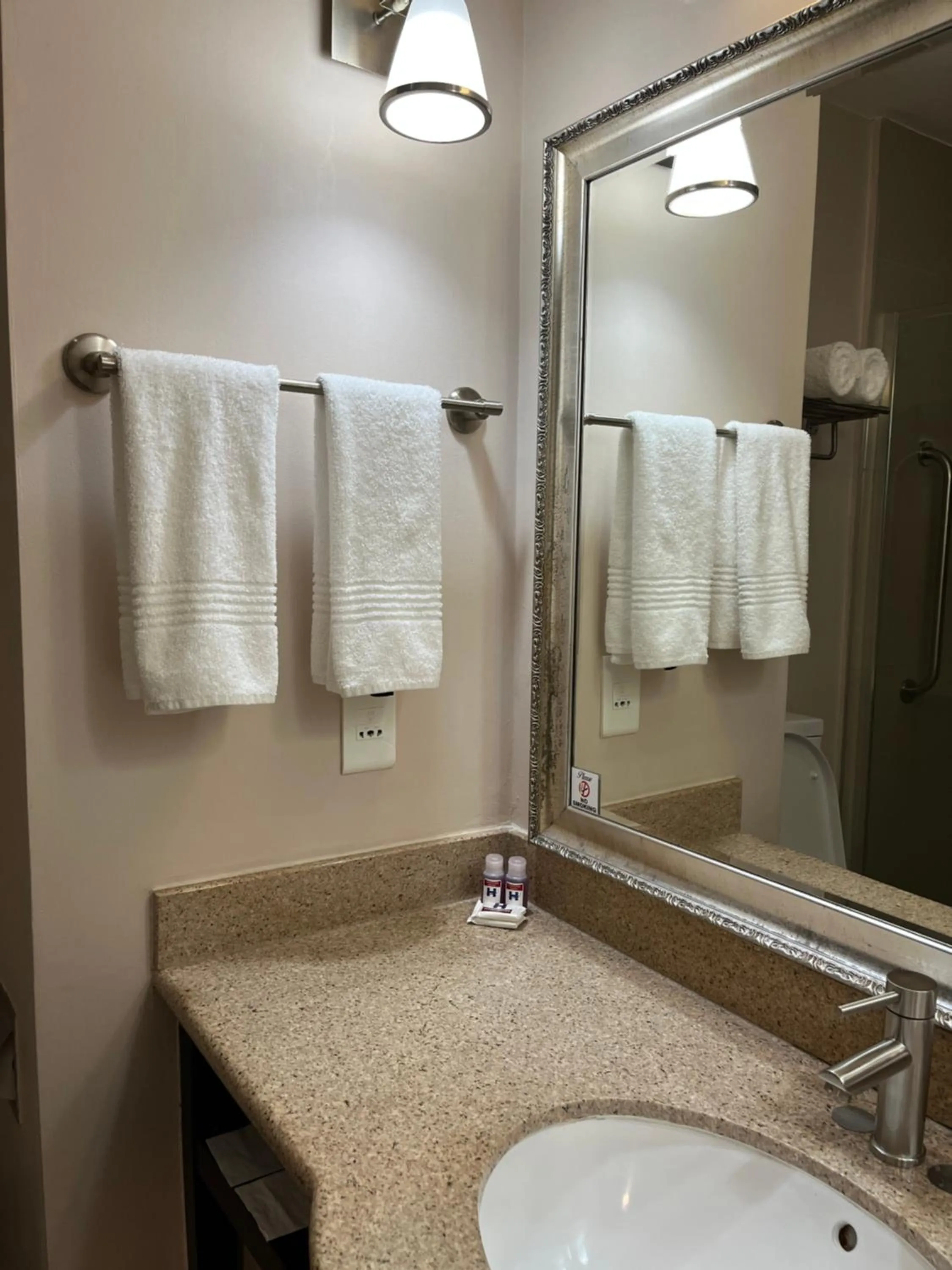 Bathroom in Hampshire Hotel - Ballito