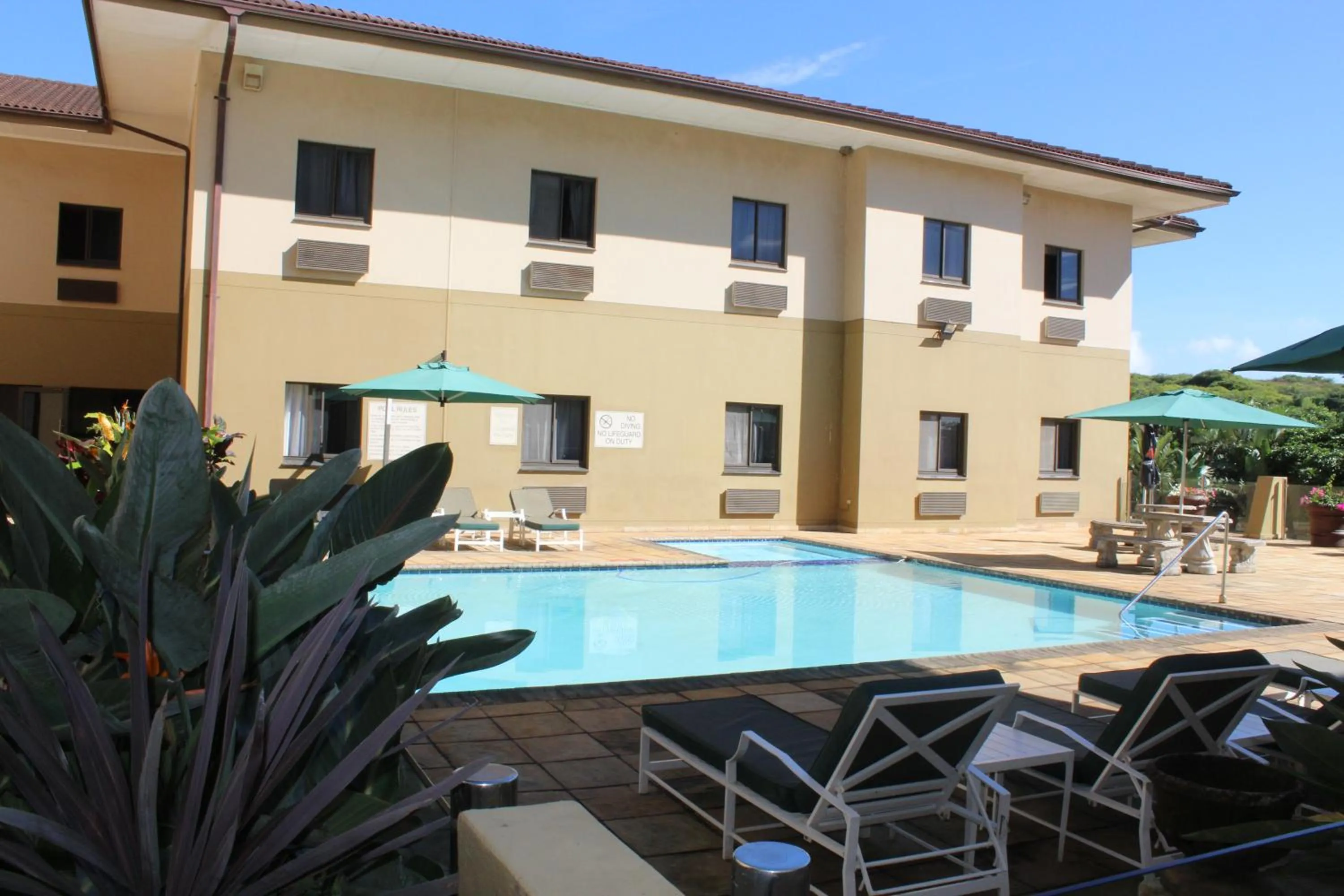 Swimming pool in Hampshire Hotel - Ballito