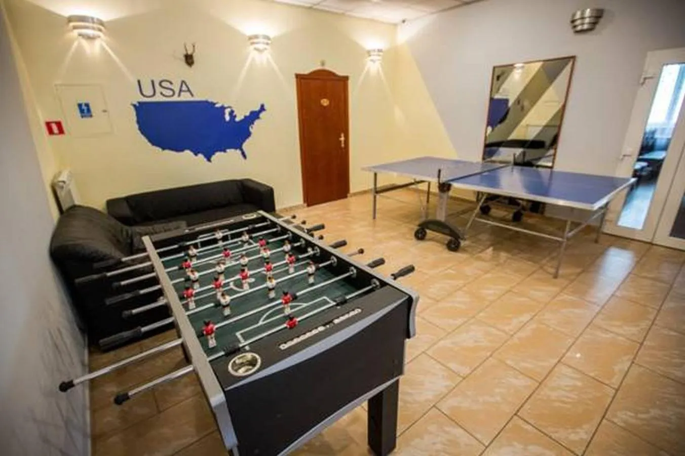 Communal lounge/ TV room in Hotel Granada