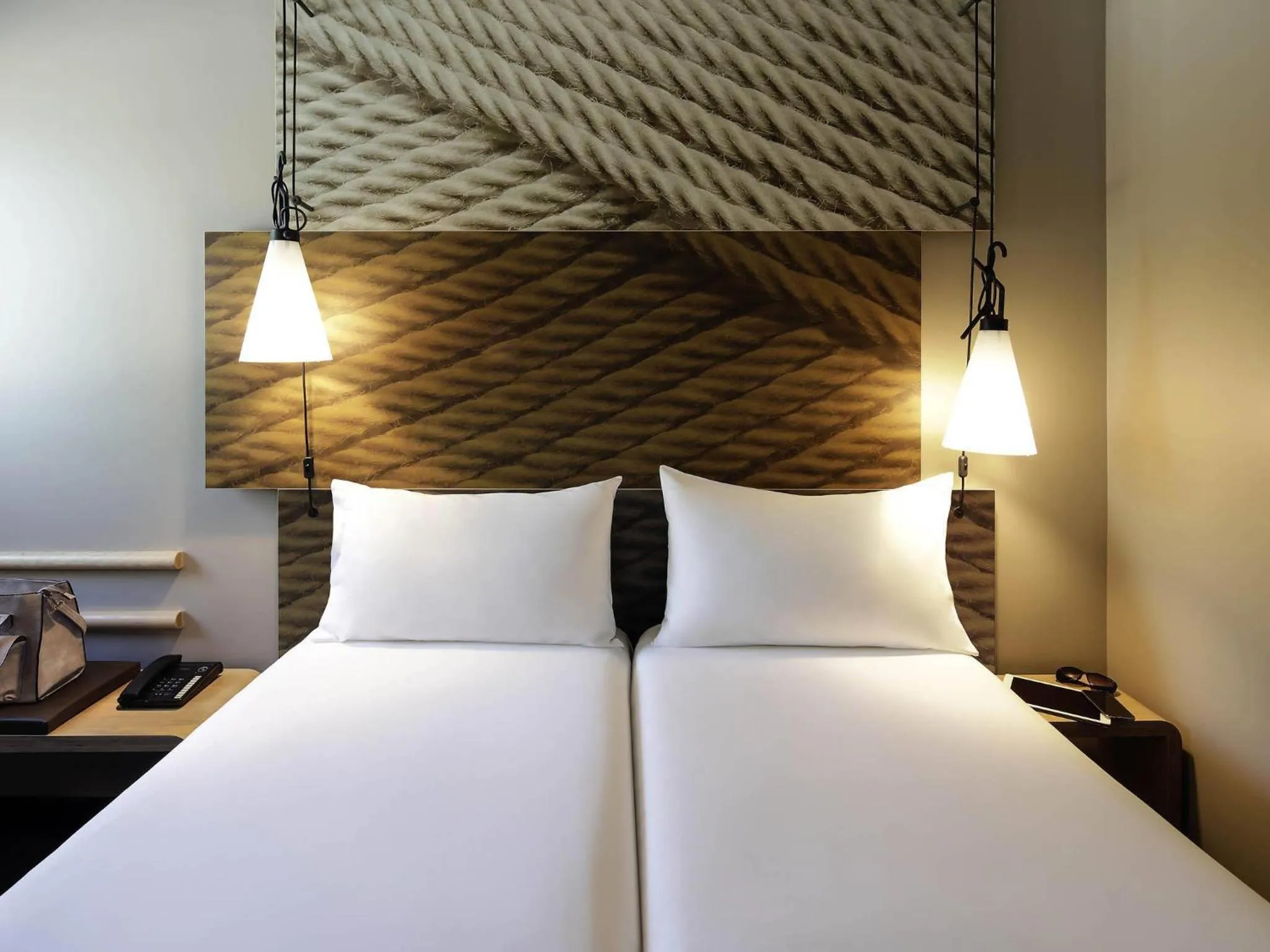 Bedroom, Bed in Hotel ibis Porto Gaia