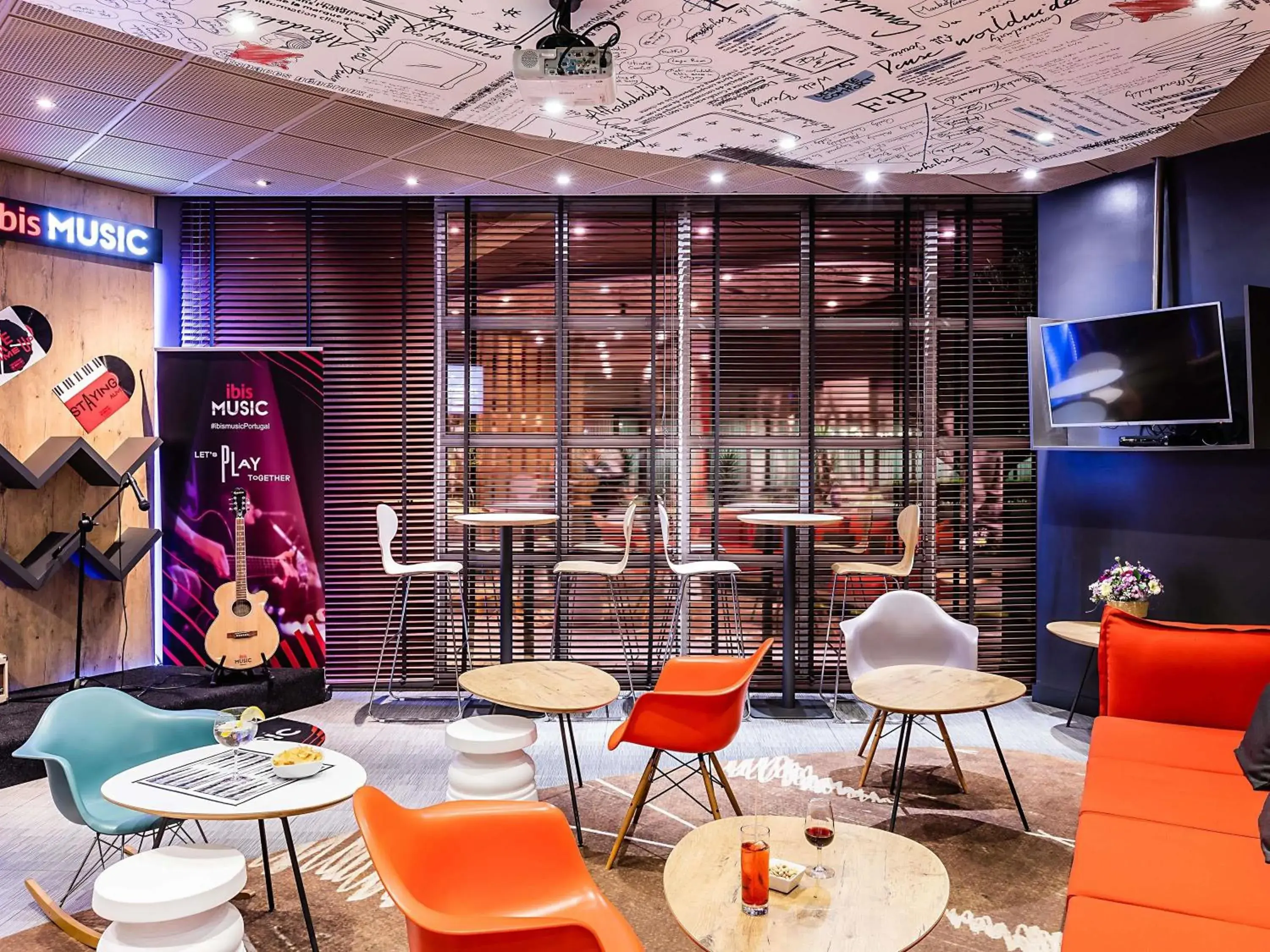 Property building in Hotel ibis Porto Gaia Property building in Hotel ibis Porto Gaia