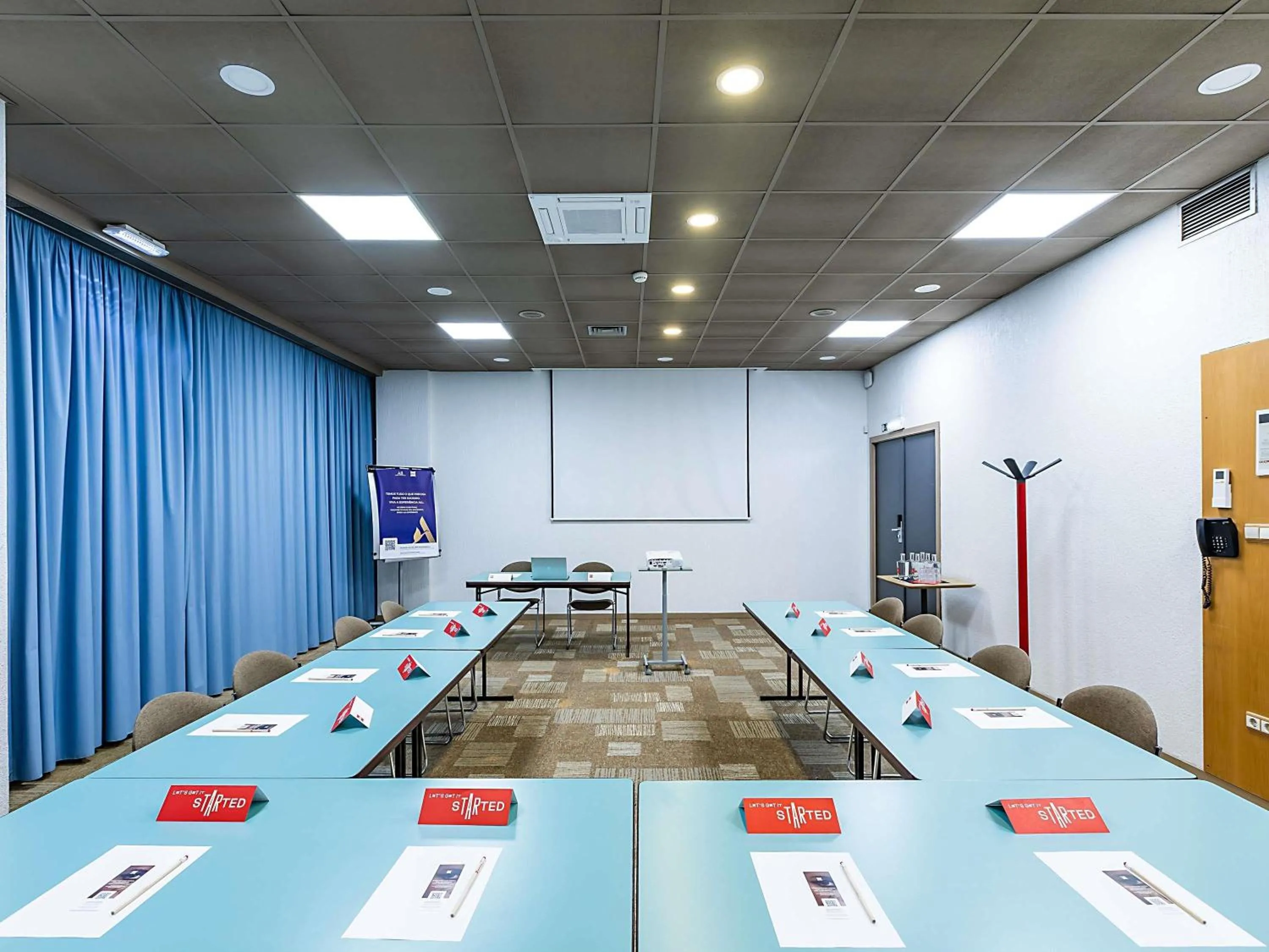 Meeting/conference room in Hotel ibis Porto Gaia