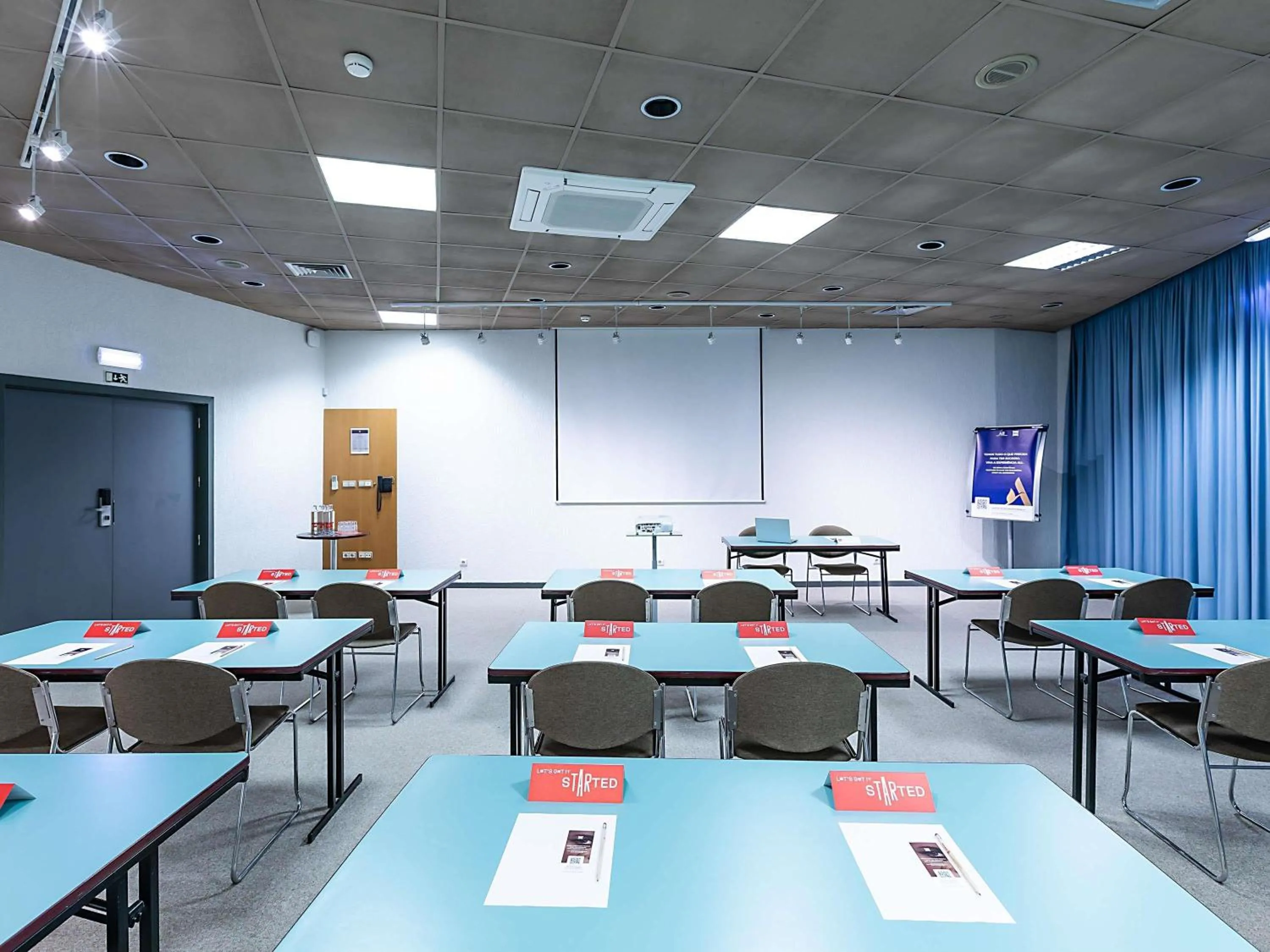 Meeting/conference room in Hotel ibis Porto Gaia