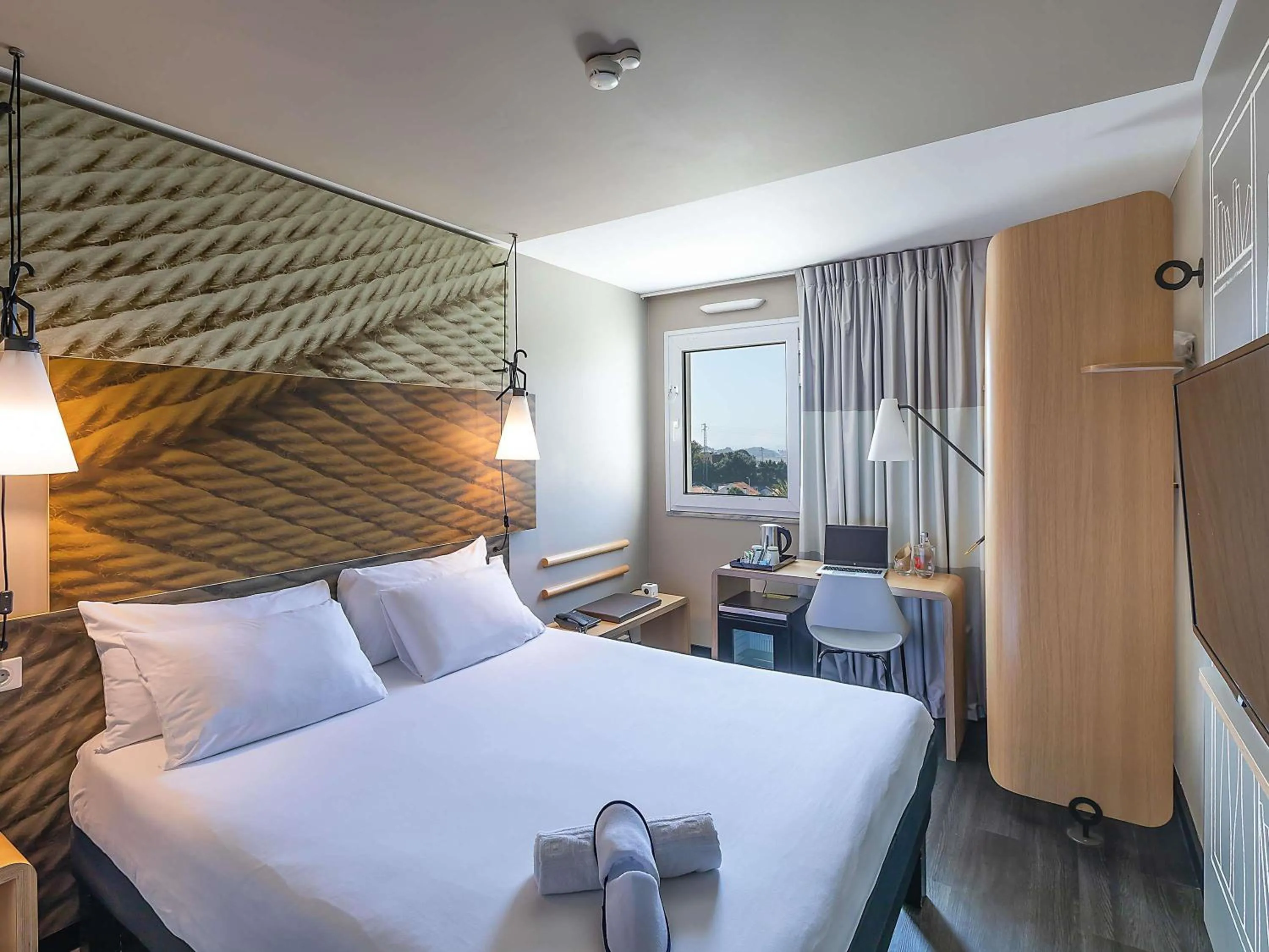 Bedroom, Bed in Hotel ibis Porto Gaia