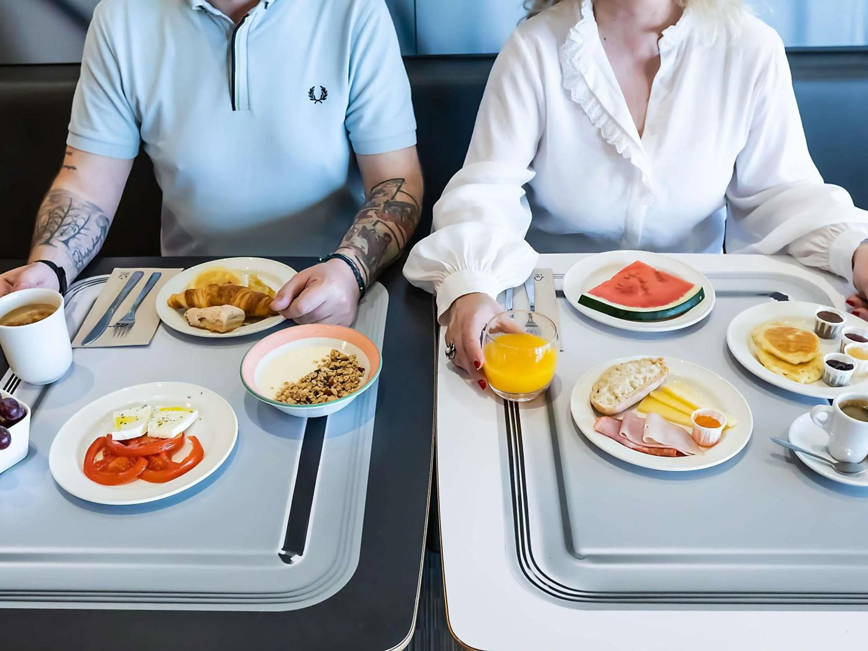 Breakfast in Hotel ibis Porto Gaia