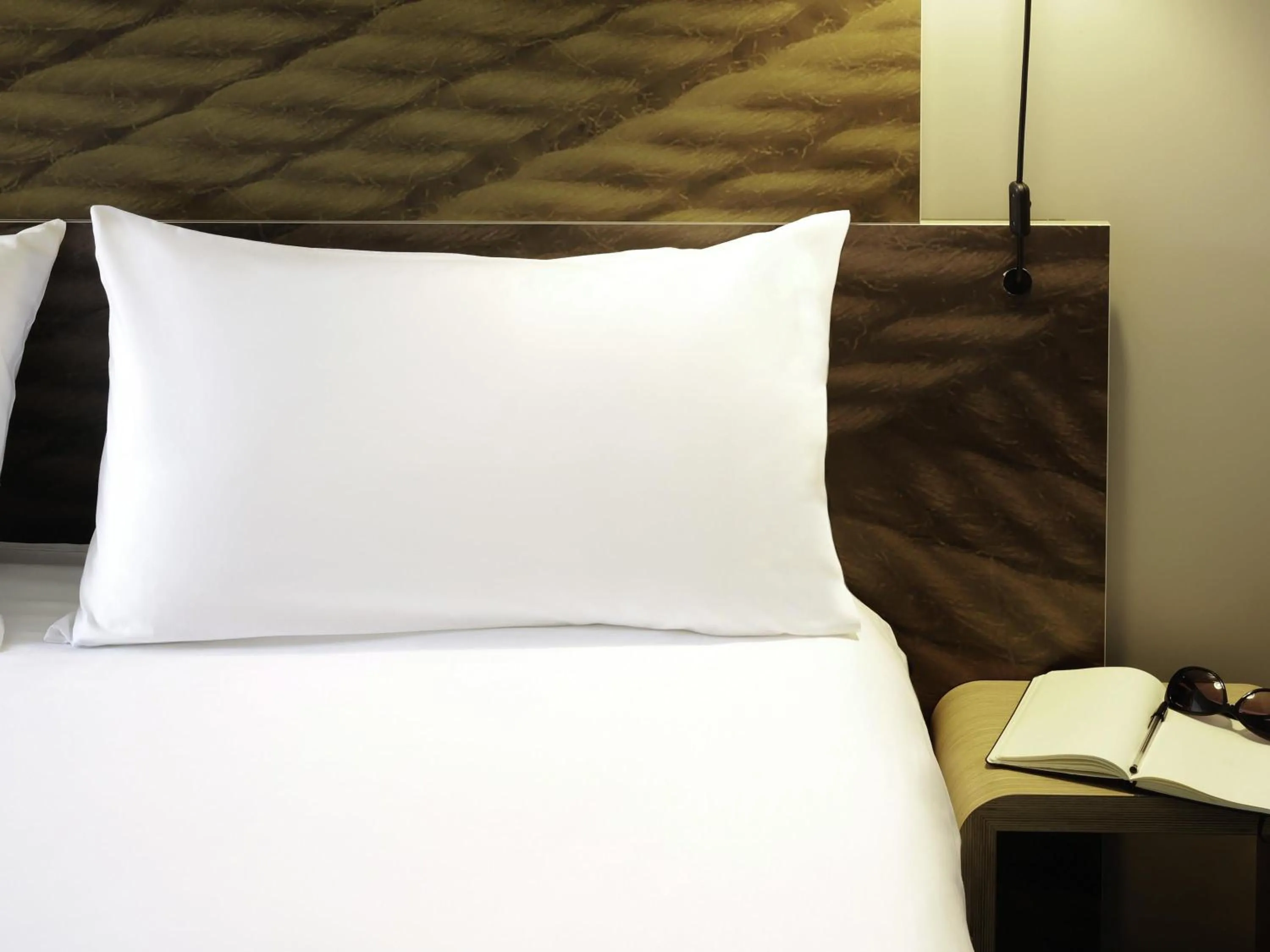 Bedroom, Bed in Hotel ibis Porto Gaia