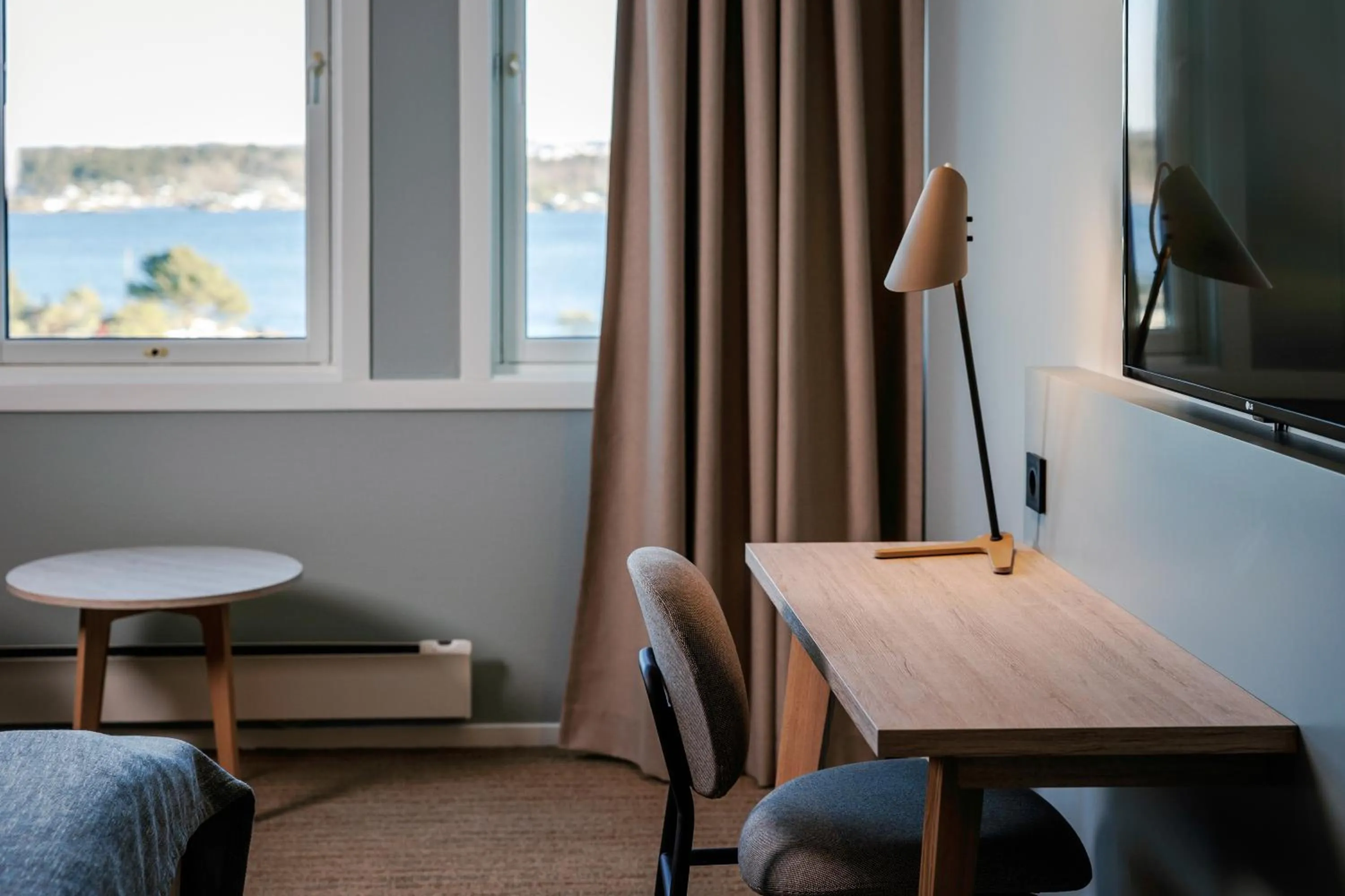 TV and multimedia in Quality Hotel Skjærgården