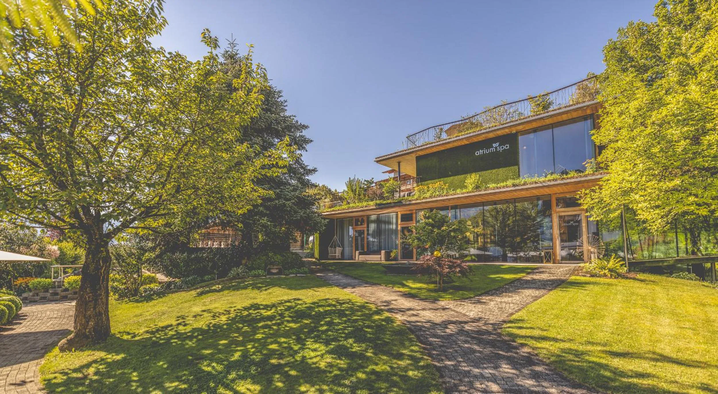 Summer in Gartenhotel Crystal - 4 Sterne Superior