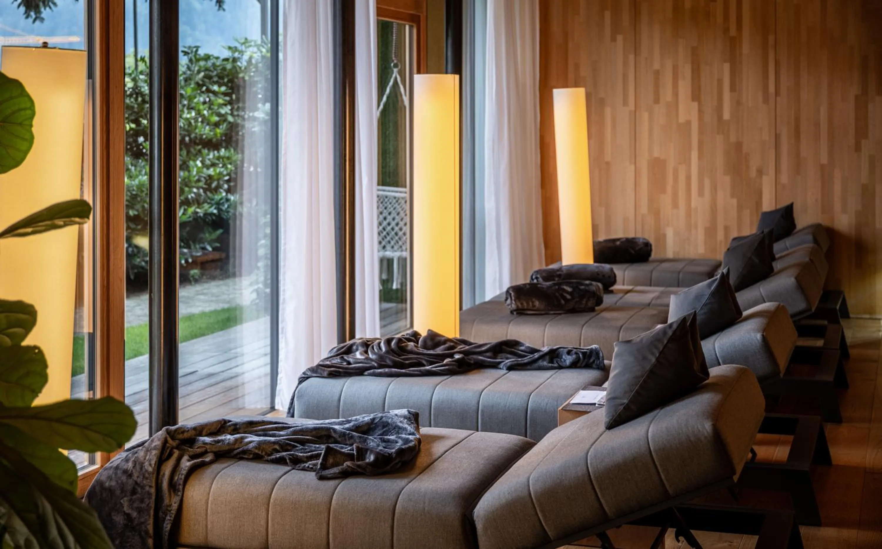 Swimming pool in Gartenhotel Crystal - 4 Sterne Superior