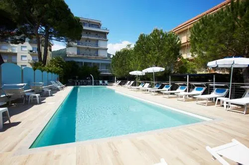 Miriam Hotel & Residence