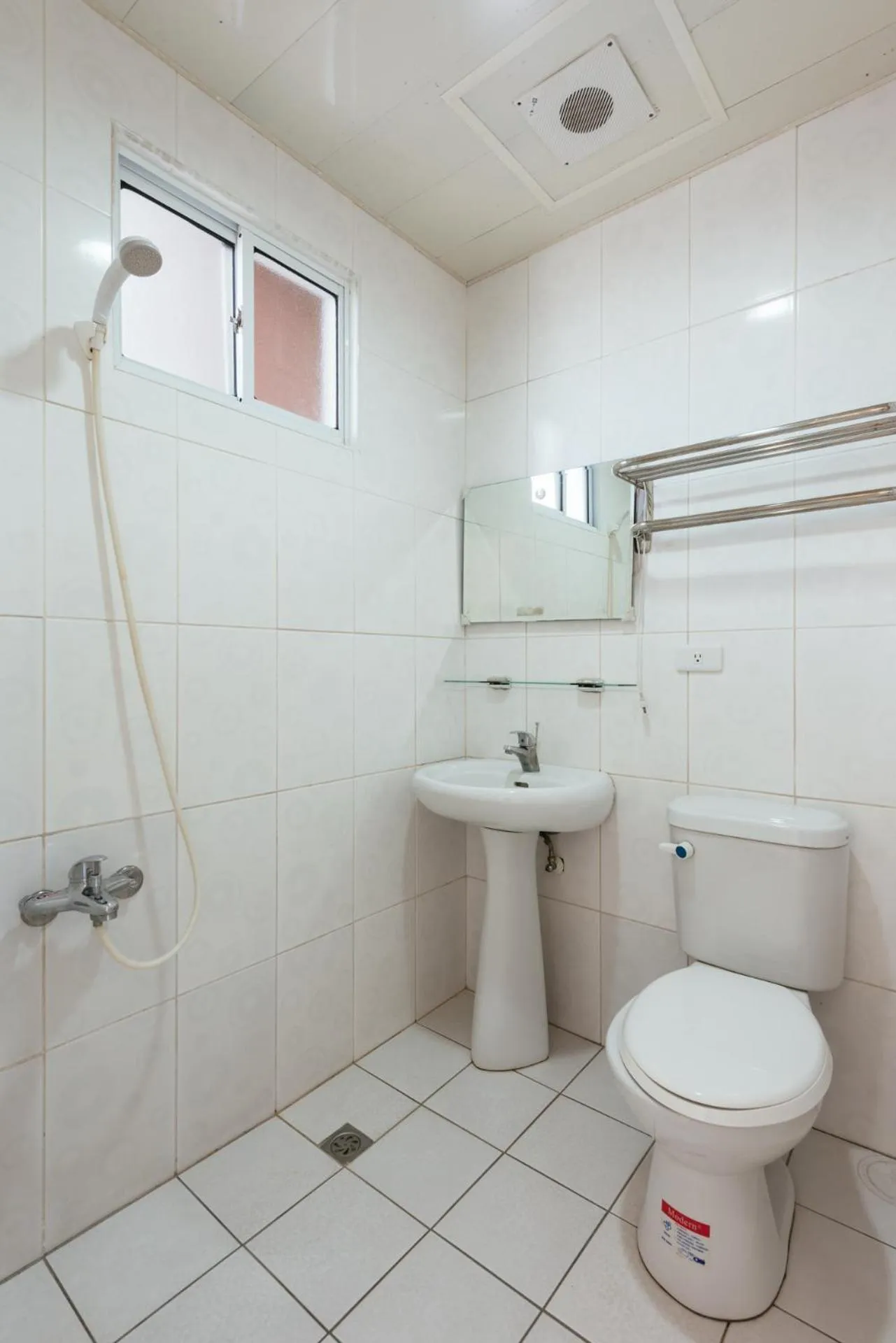 Bathroom in Fengjia Love I Hostel