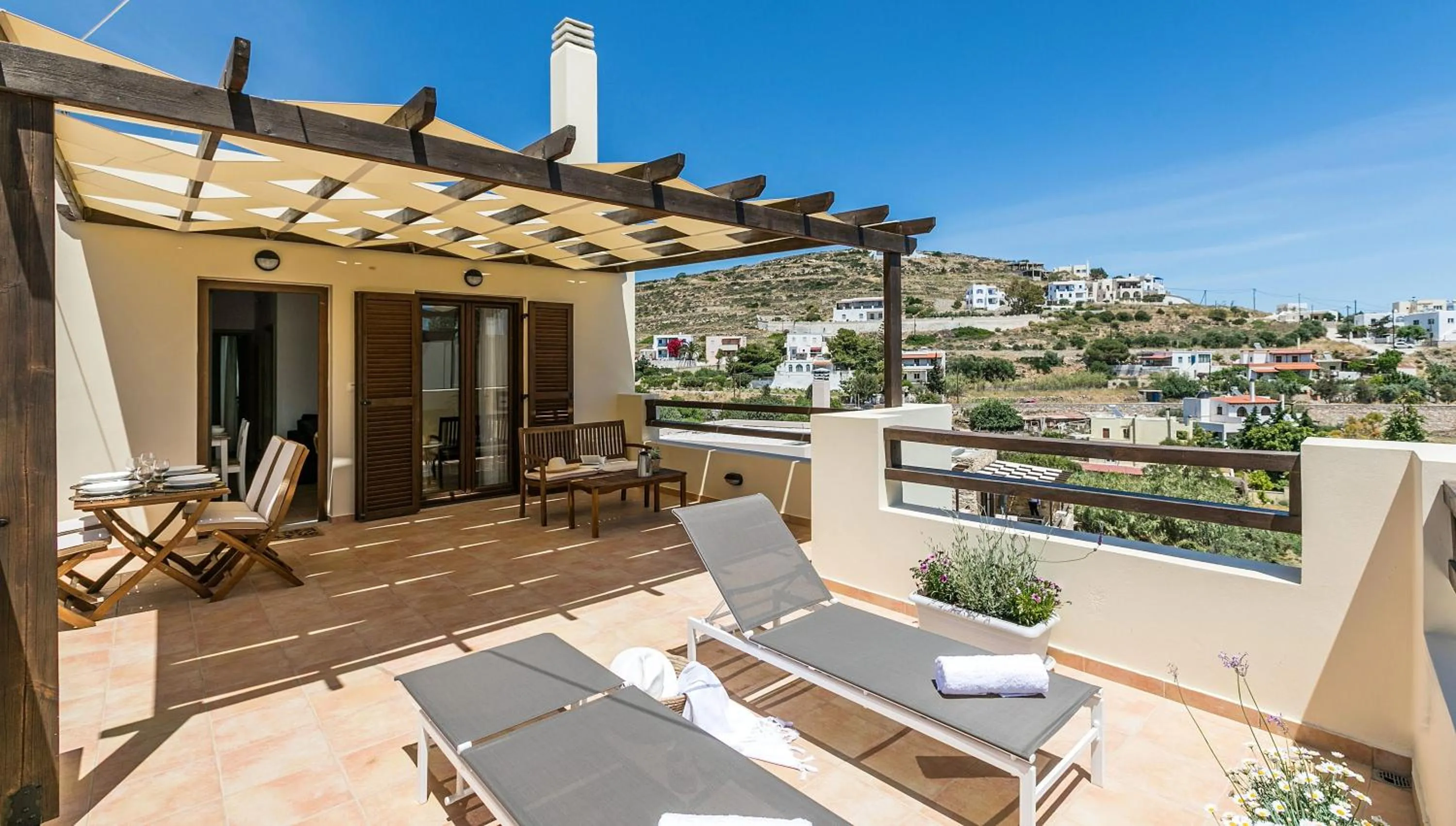 Balcony/Terrace in Syra Suites