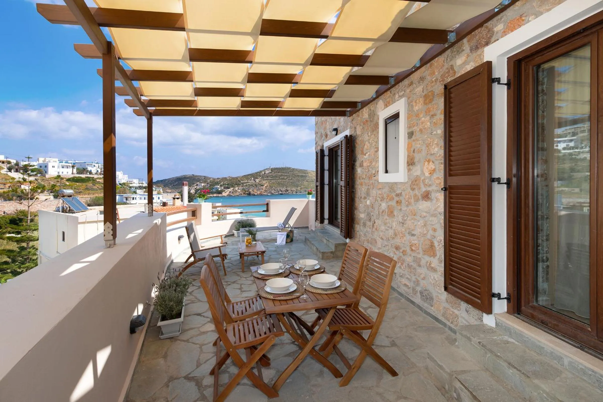 Balcony/Terrace in Syra Suites