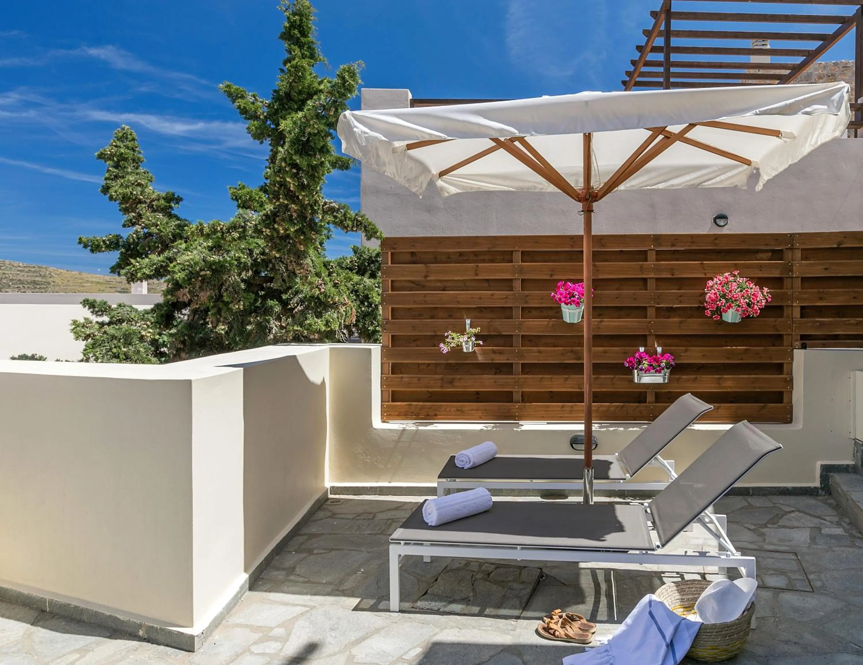 Balcony/Terrace in Syra Suites