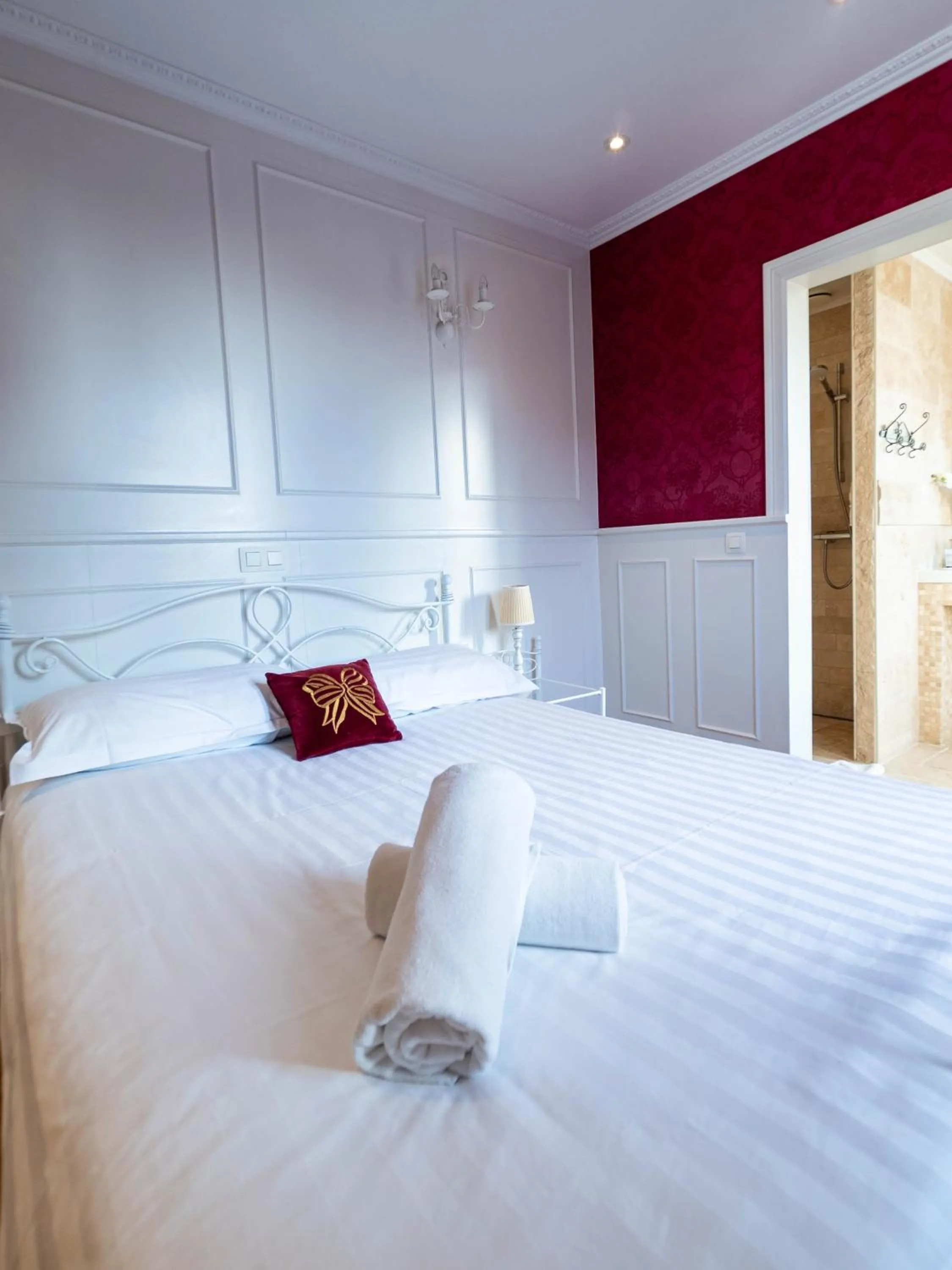 Bed in Hostel Lybeer Private Rooms just for two!