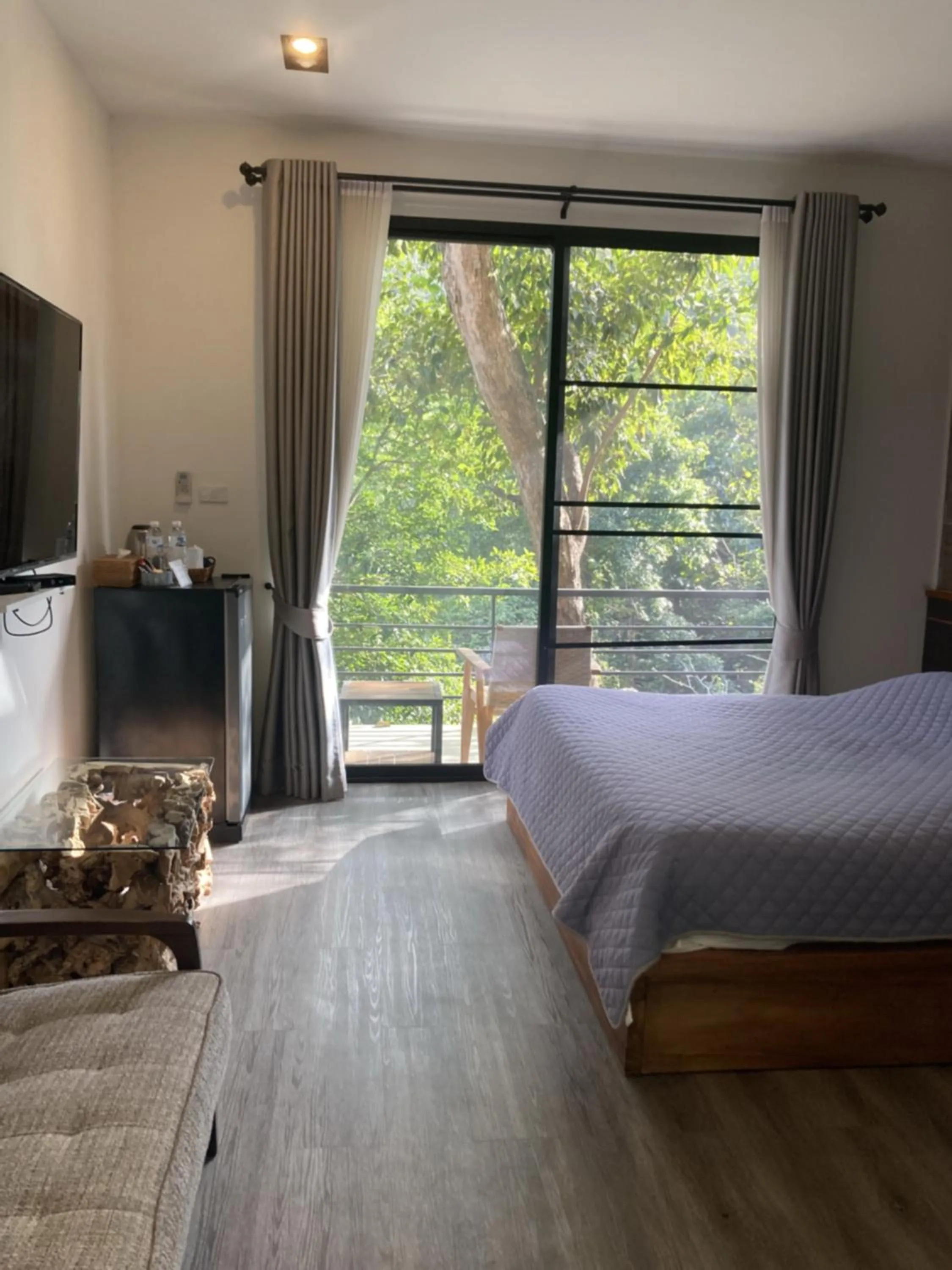 Photo of the whole room, Bed in Maesa Greenery Hill SHA