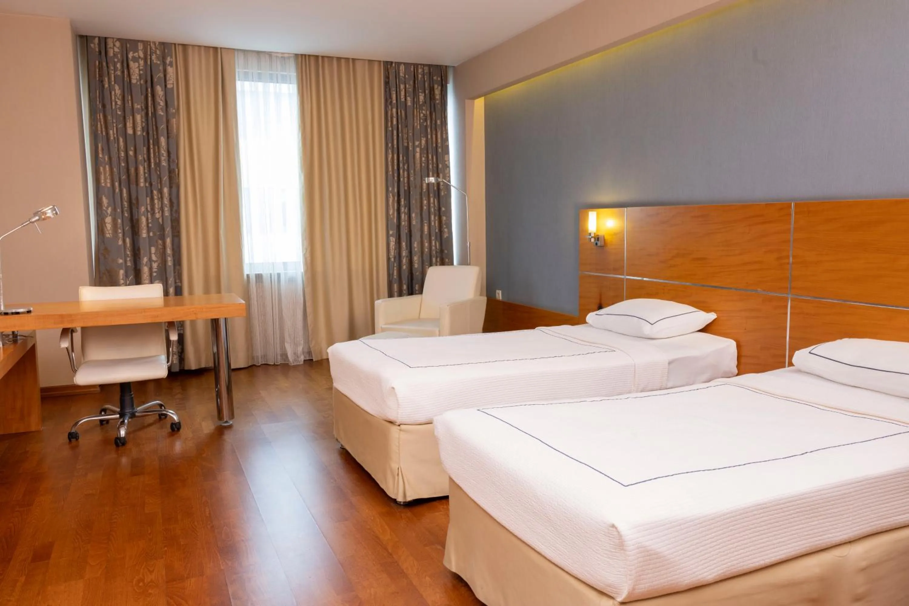 Bed in Anemon Kent Çiğli Otel