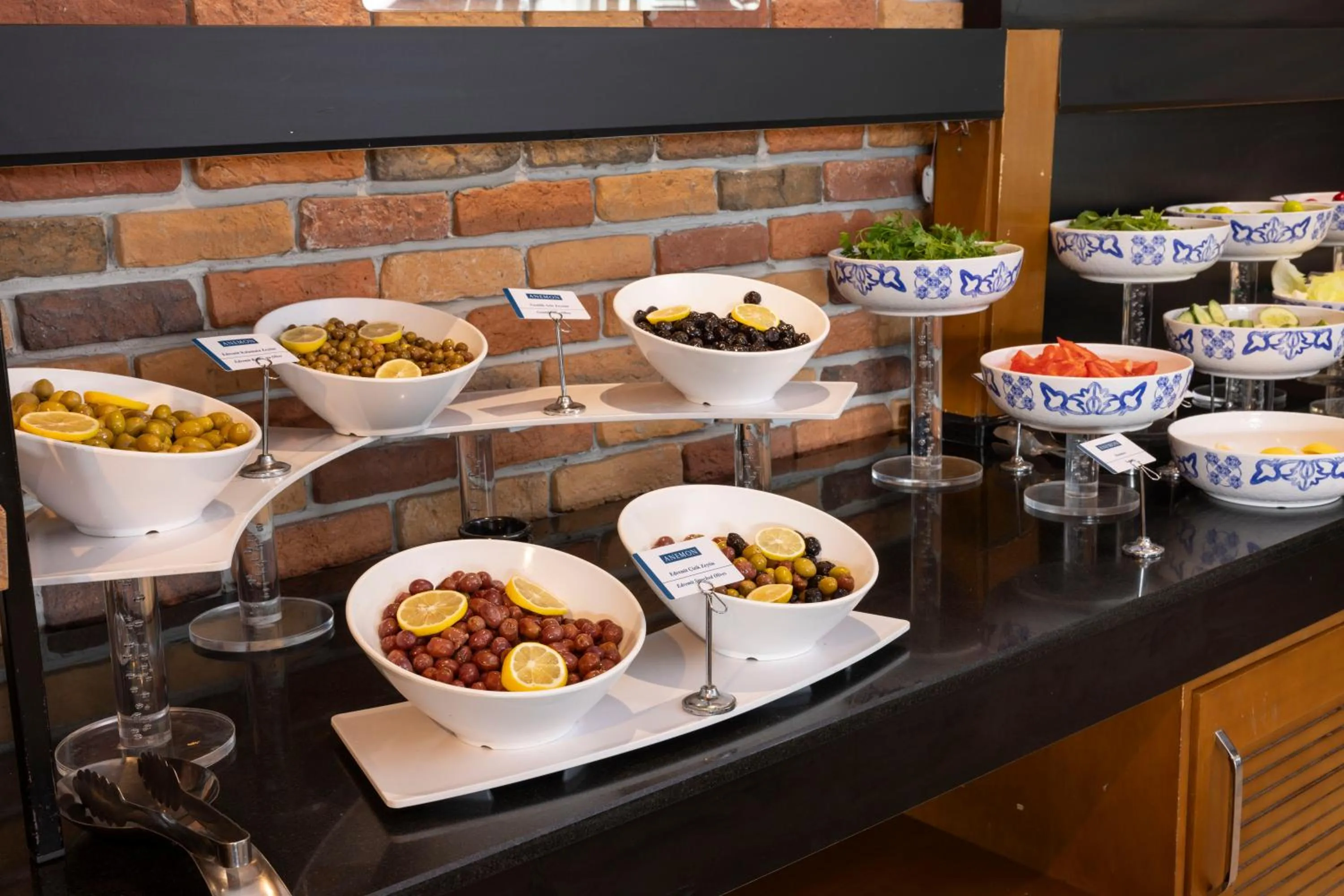 Breakfast in Anemon Kent Çiğli Otel