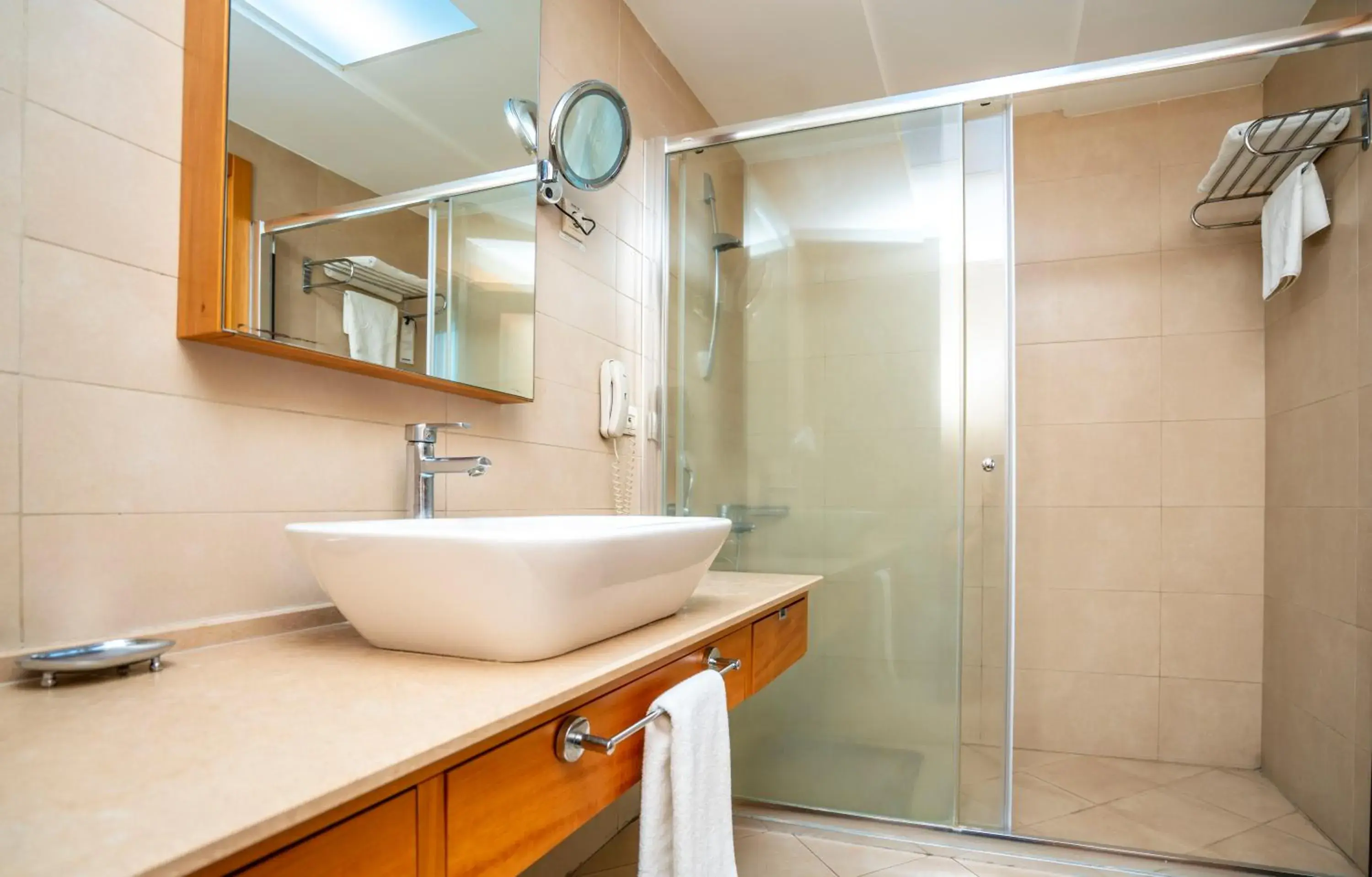 Bathroom in Anemon Kent Çiğli Otel Bathroom in Anemon Kent Çiğli Otel