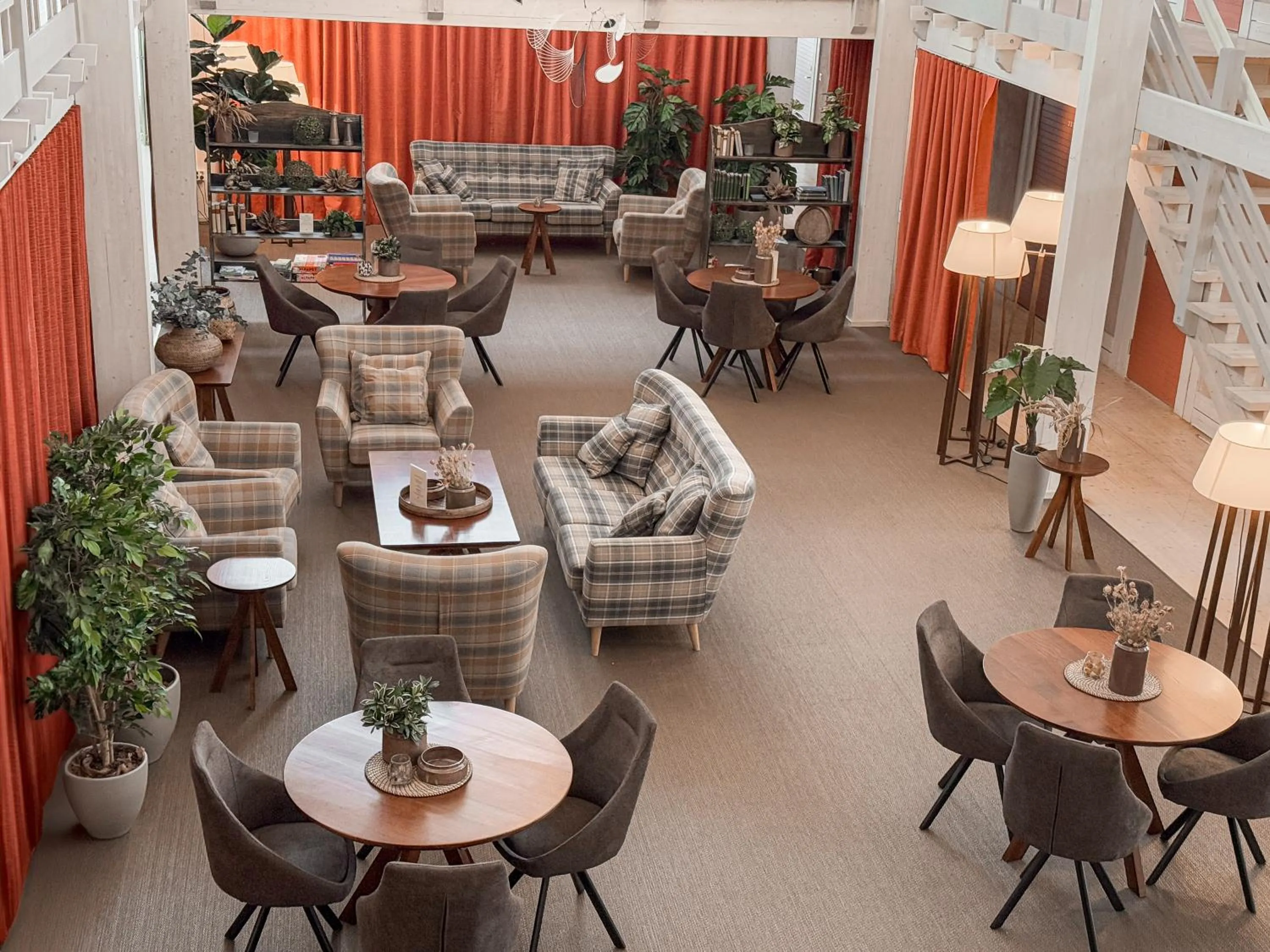 Communal lounge/ TV room in Hotell Gyllene Hornet