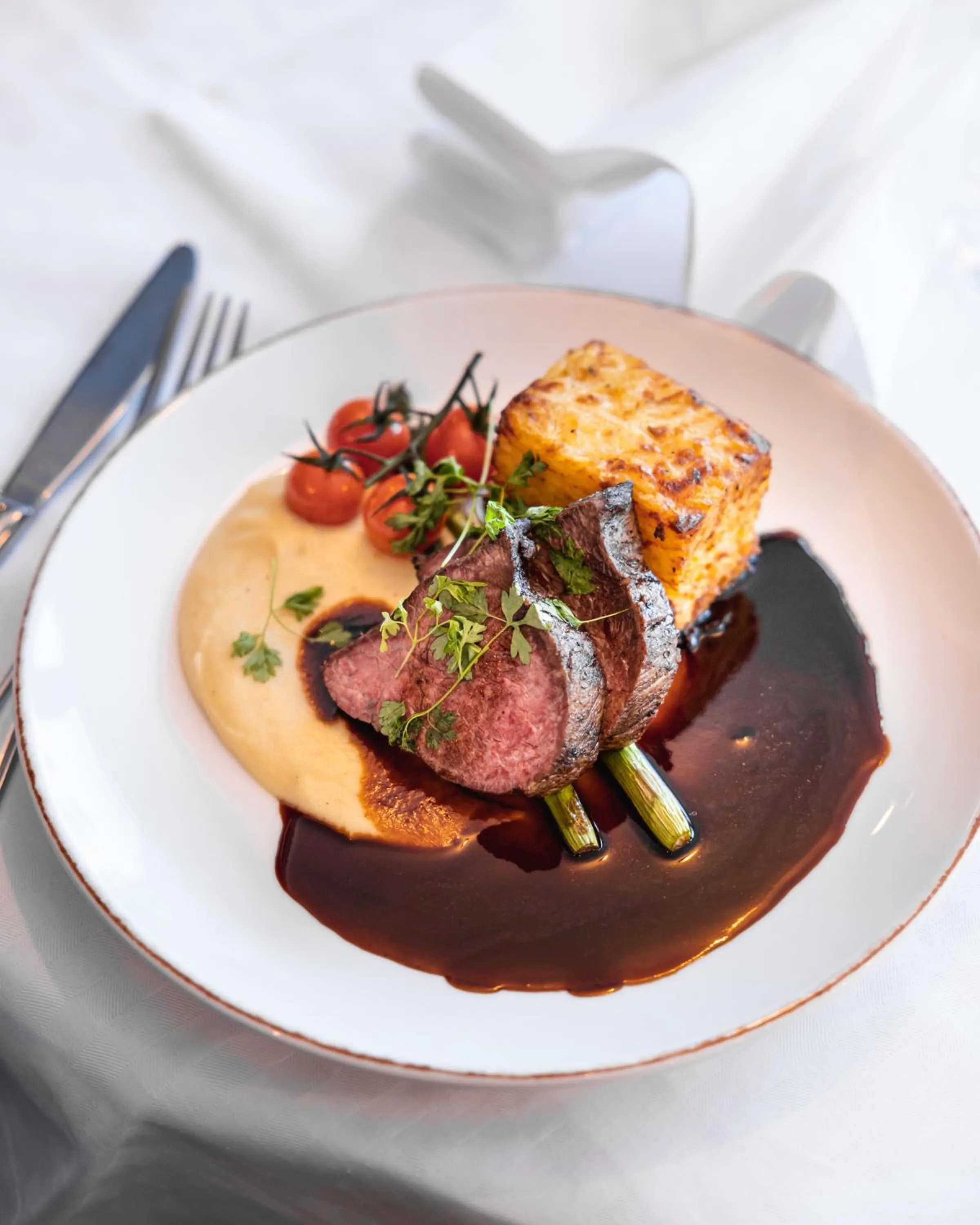 Restaurant/places to eat in Hotell Gyllene Hornet