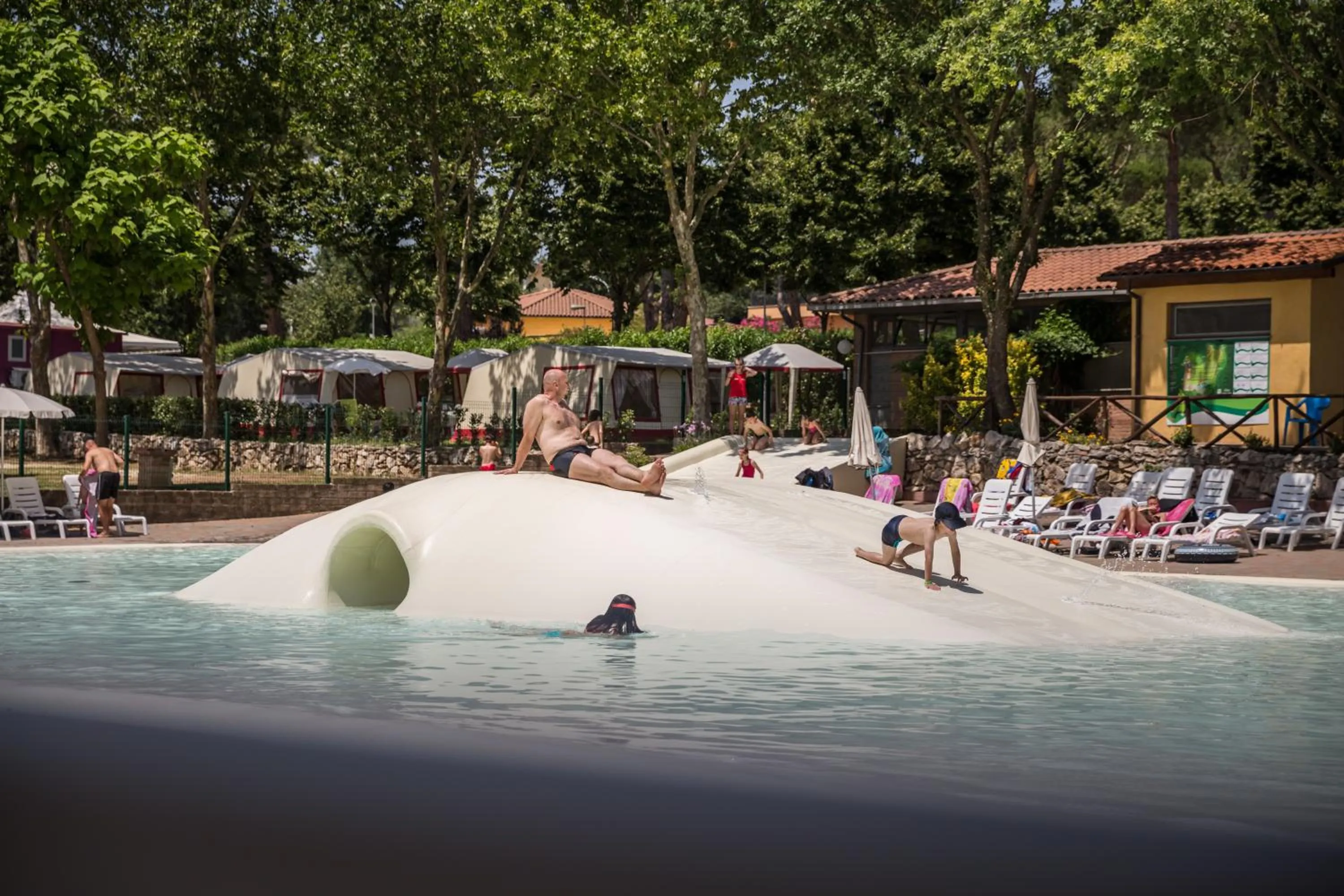 Pool view in hu I Pini village