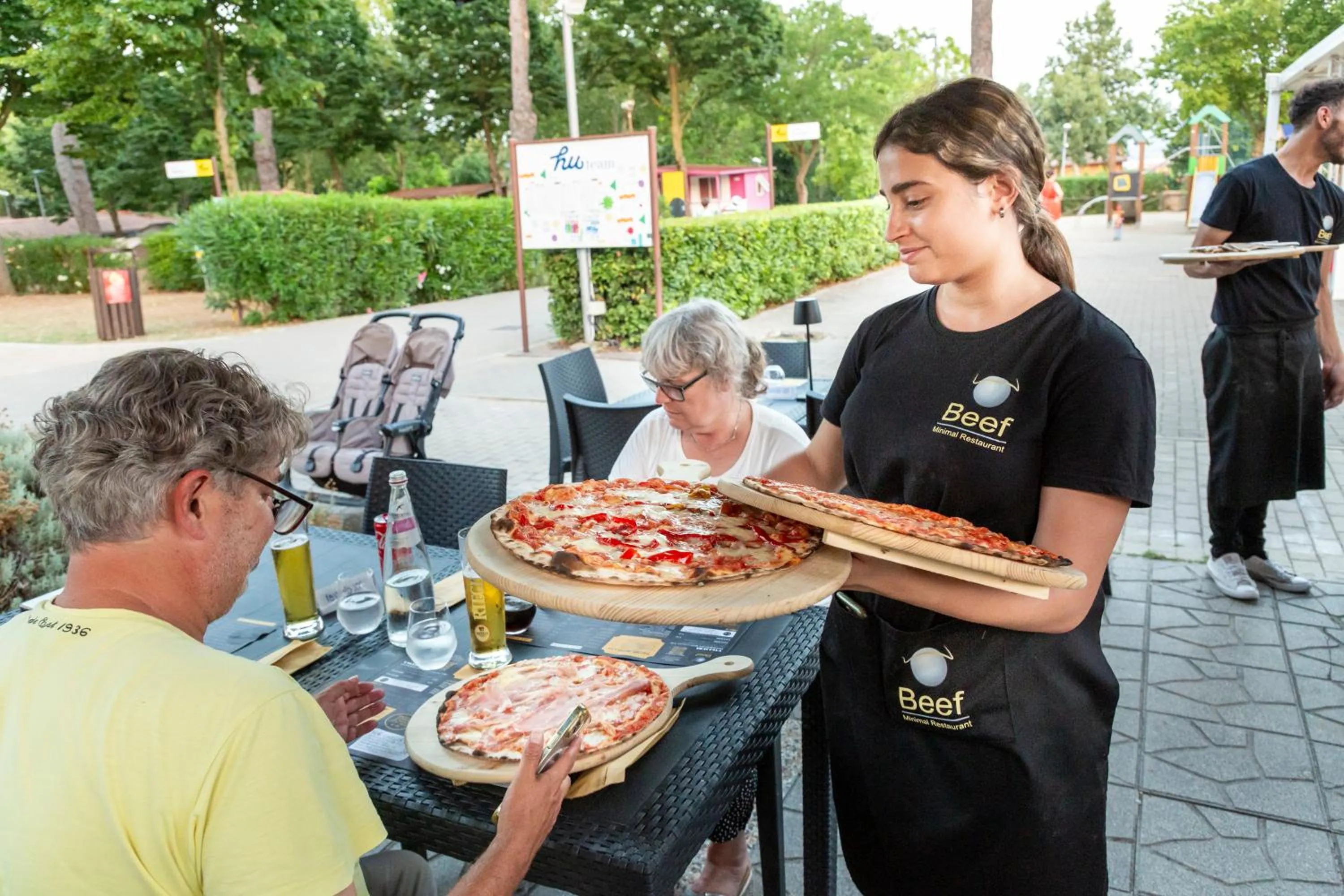 Restaurant/places to eat in hu I Pini village