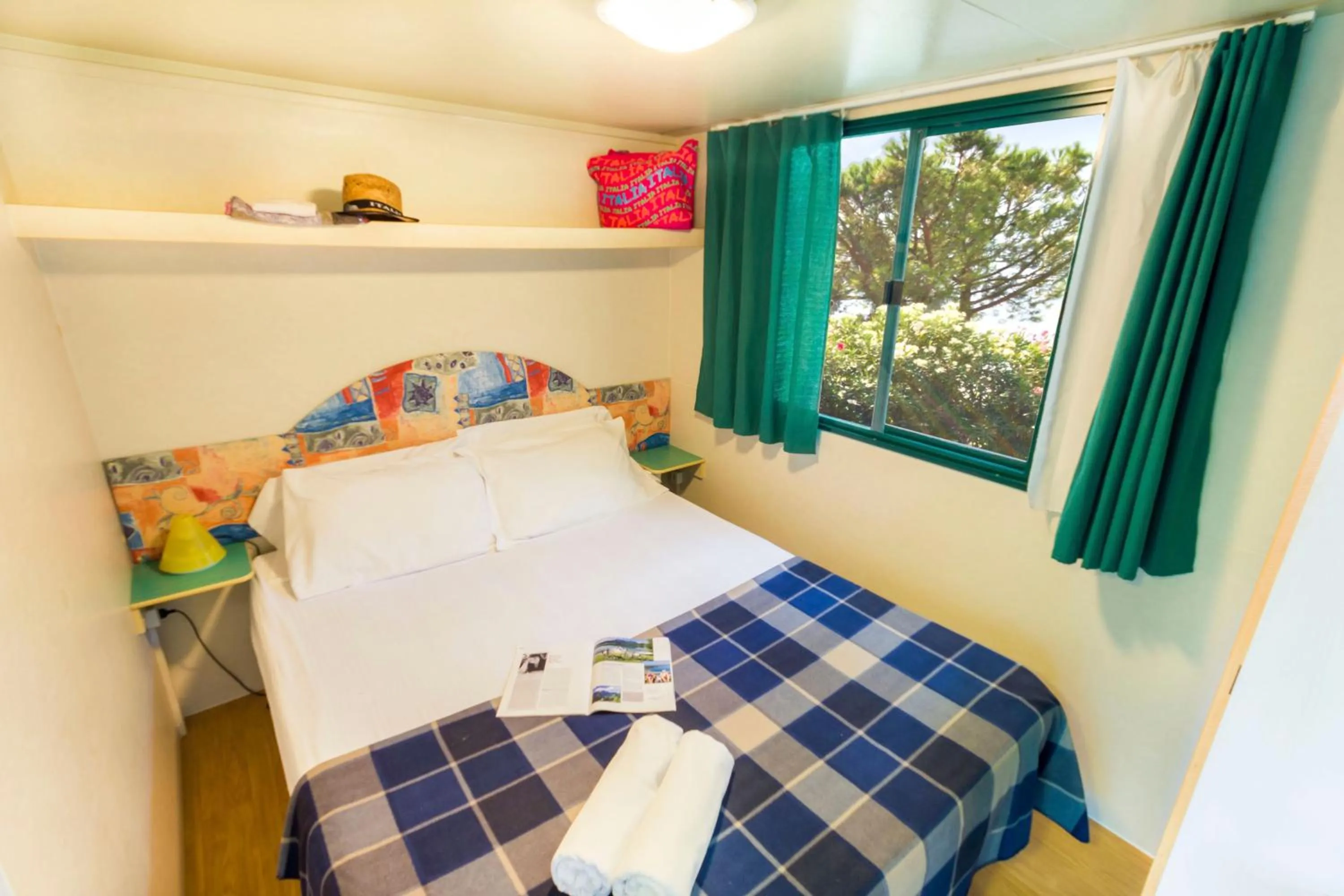 Bed in hu I Pini village