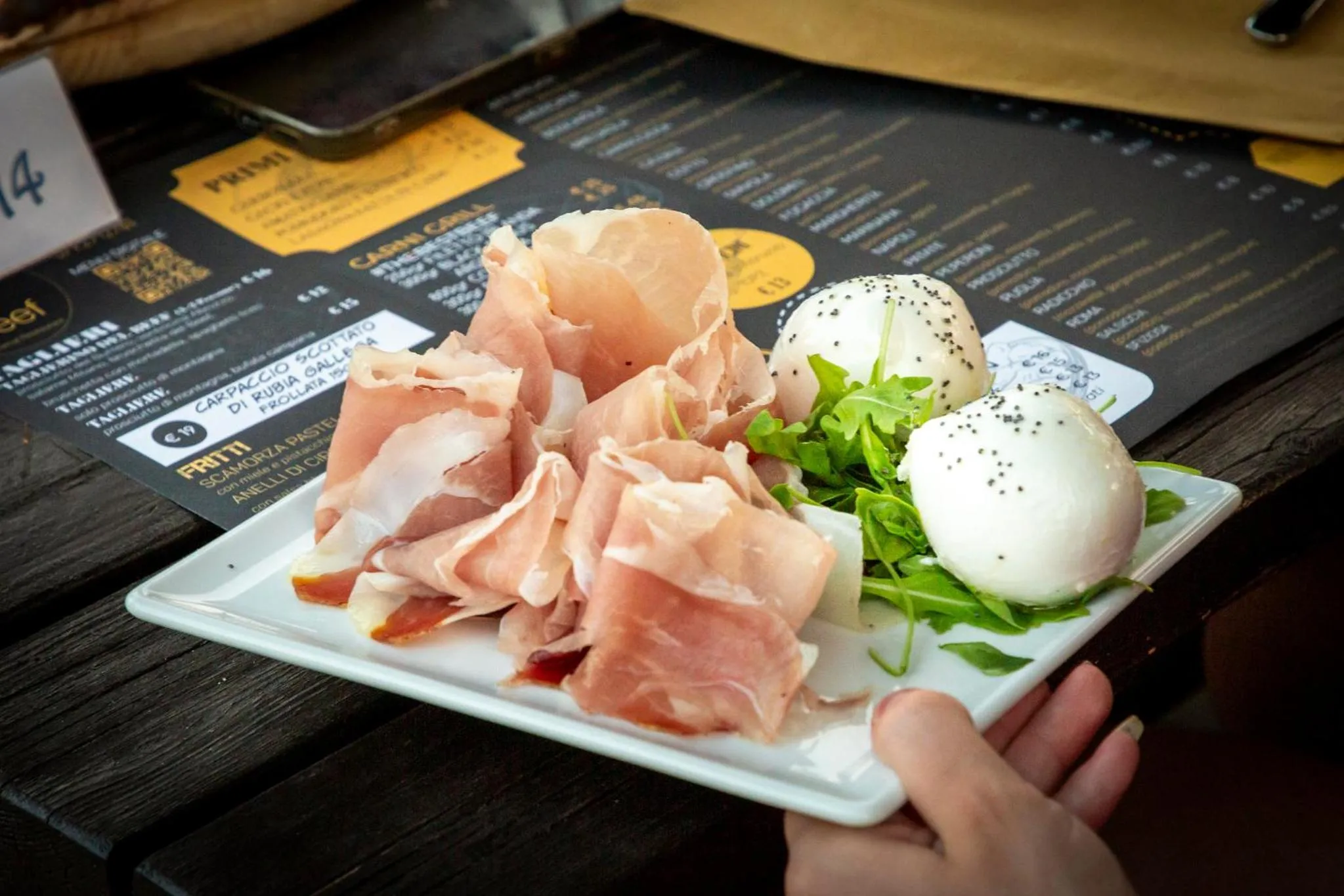 Restaurant/places to eat in hu I Pini village