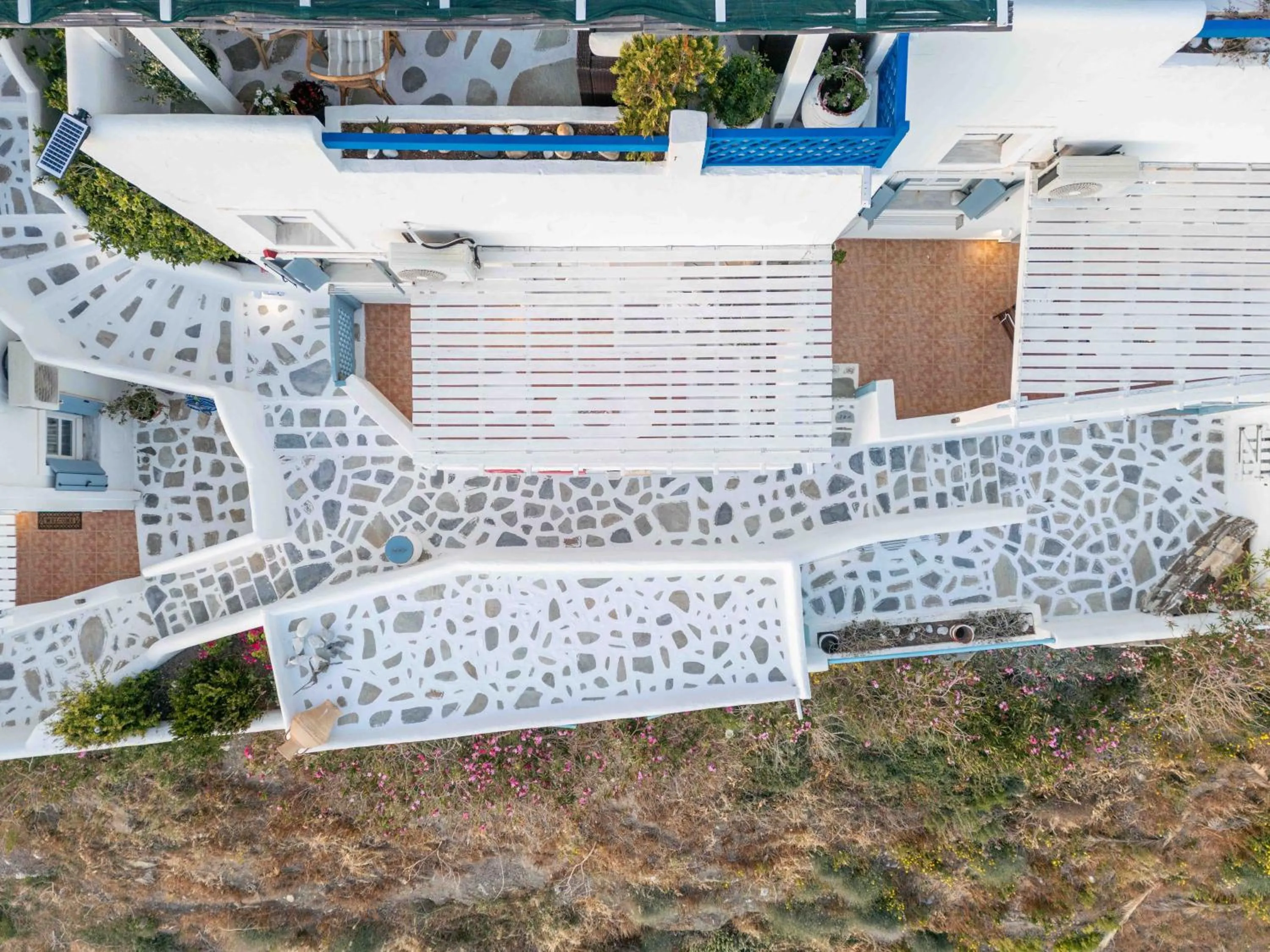 Property building in Studios Kilindra