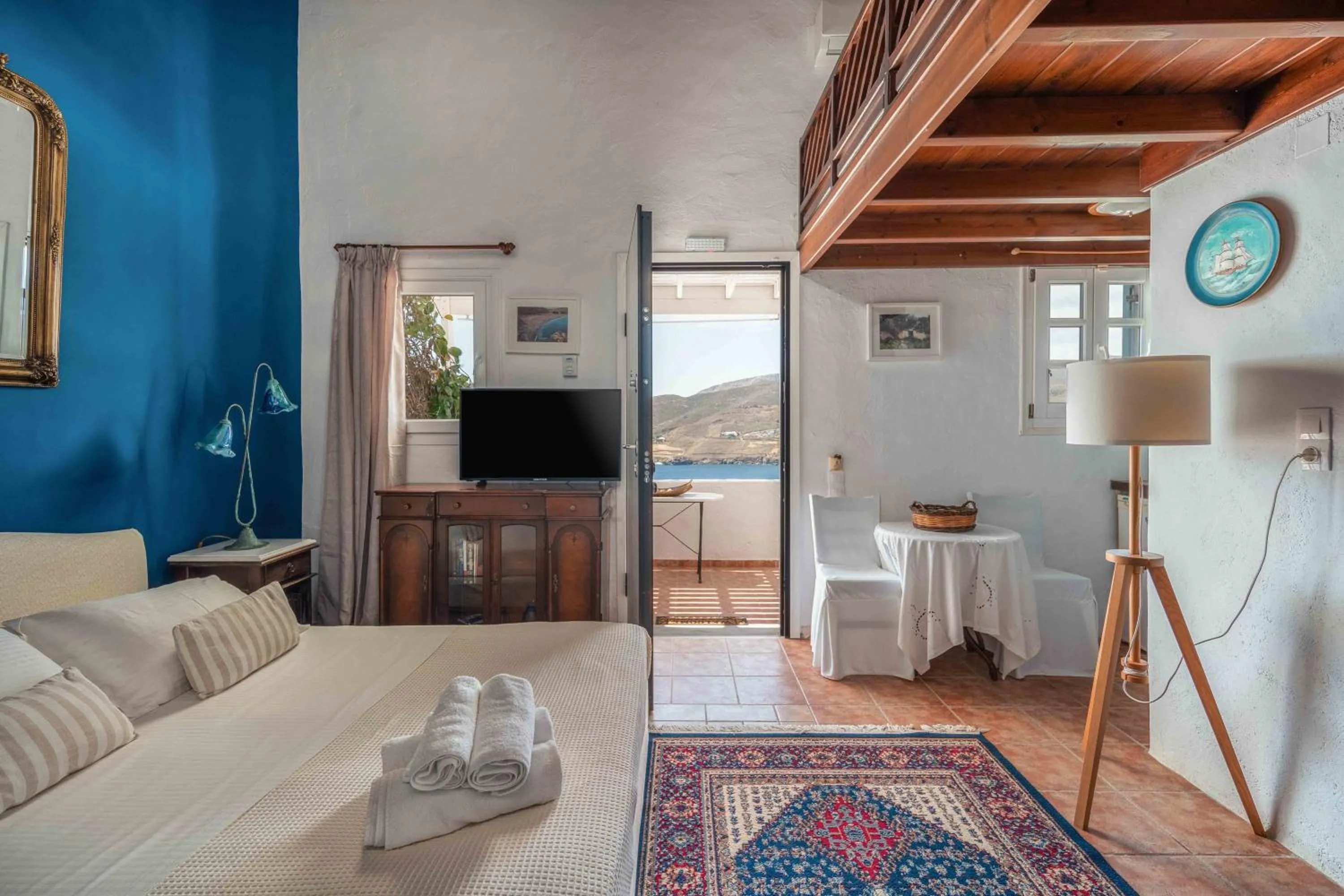 Photo of the whole room, Bed in Studios Kilindra