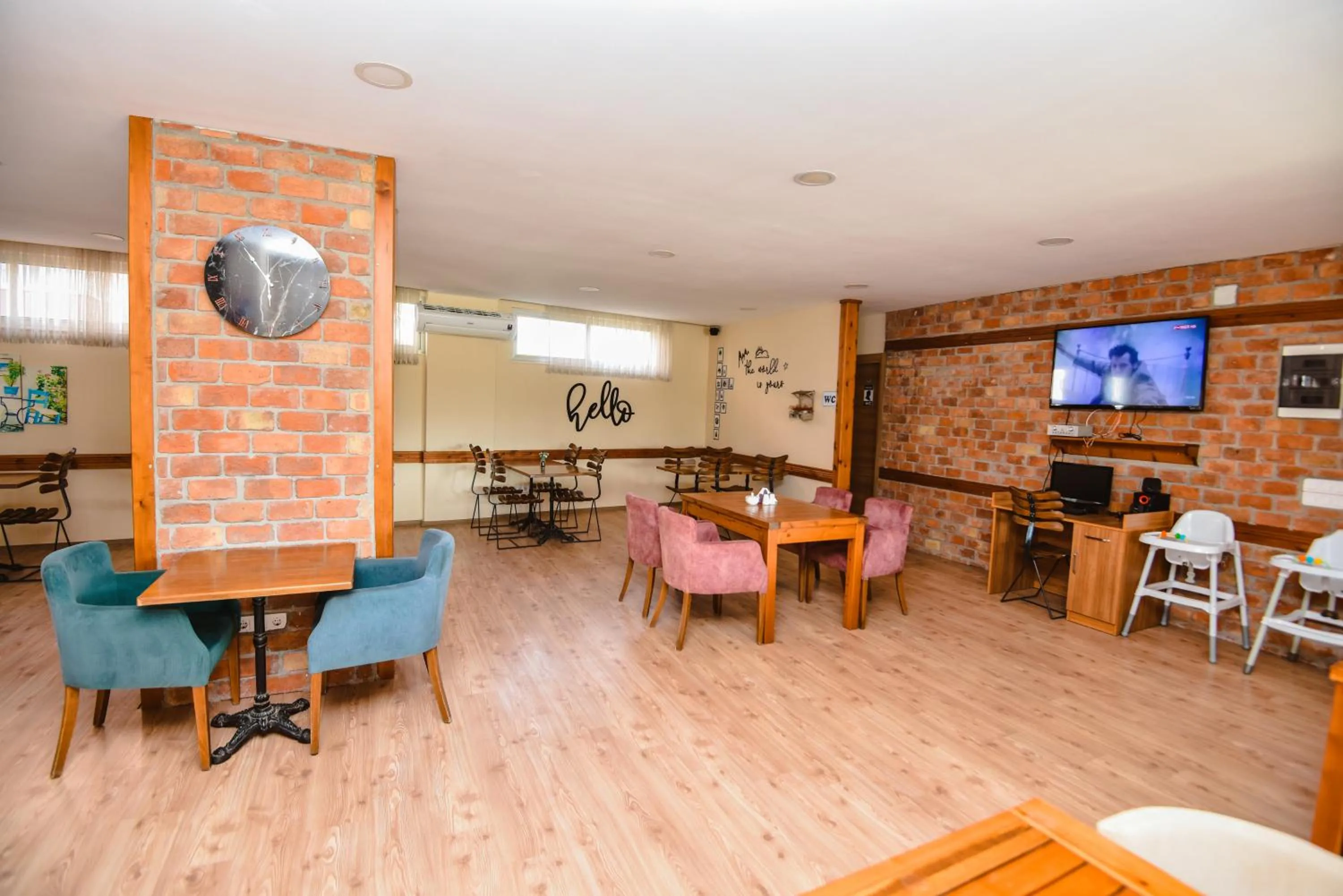 Restaurant/places to eat in Karacan Park Hotel - Dalaman Airport